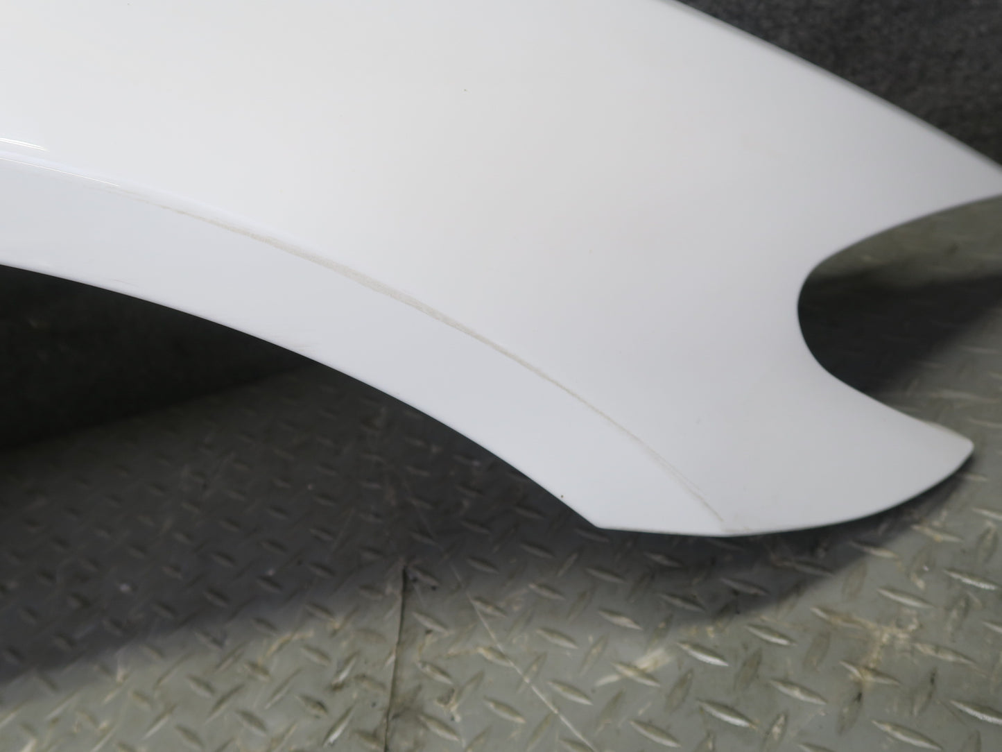 11-16 BMW F10 550iX Front Right Fender Shell Panel Cover Alpine White OEM