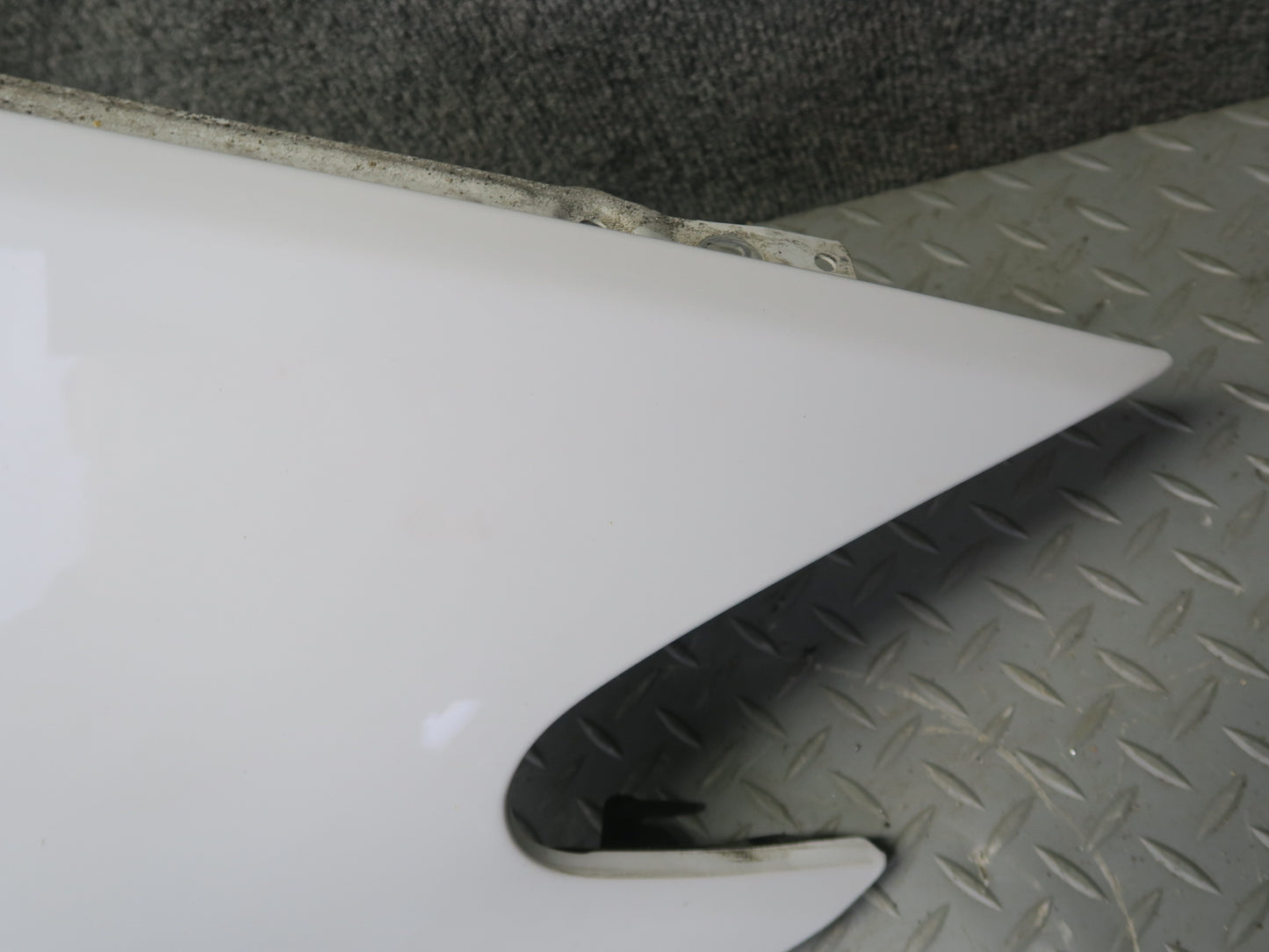 11-16 BMW F10 550iX Front Right Fender Shell Panel Cover Alpine White OEM