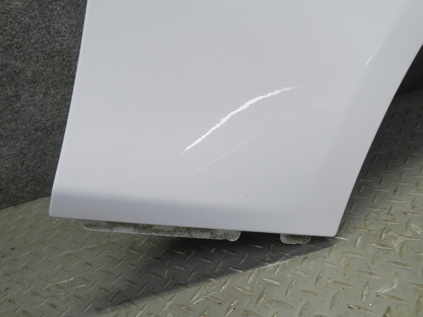 11-16 BMW F10 550iX Front Right Fender Shell Panel Cover Alpine White OEM