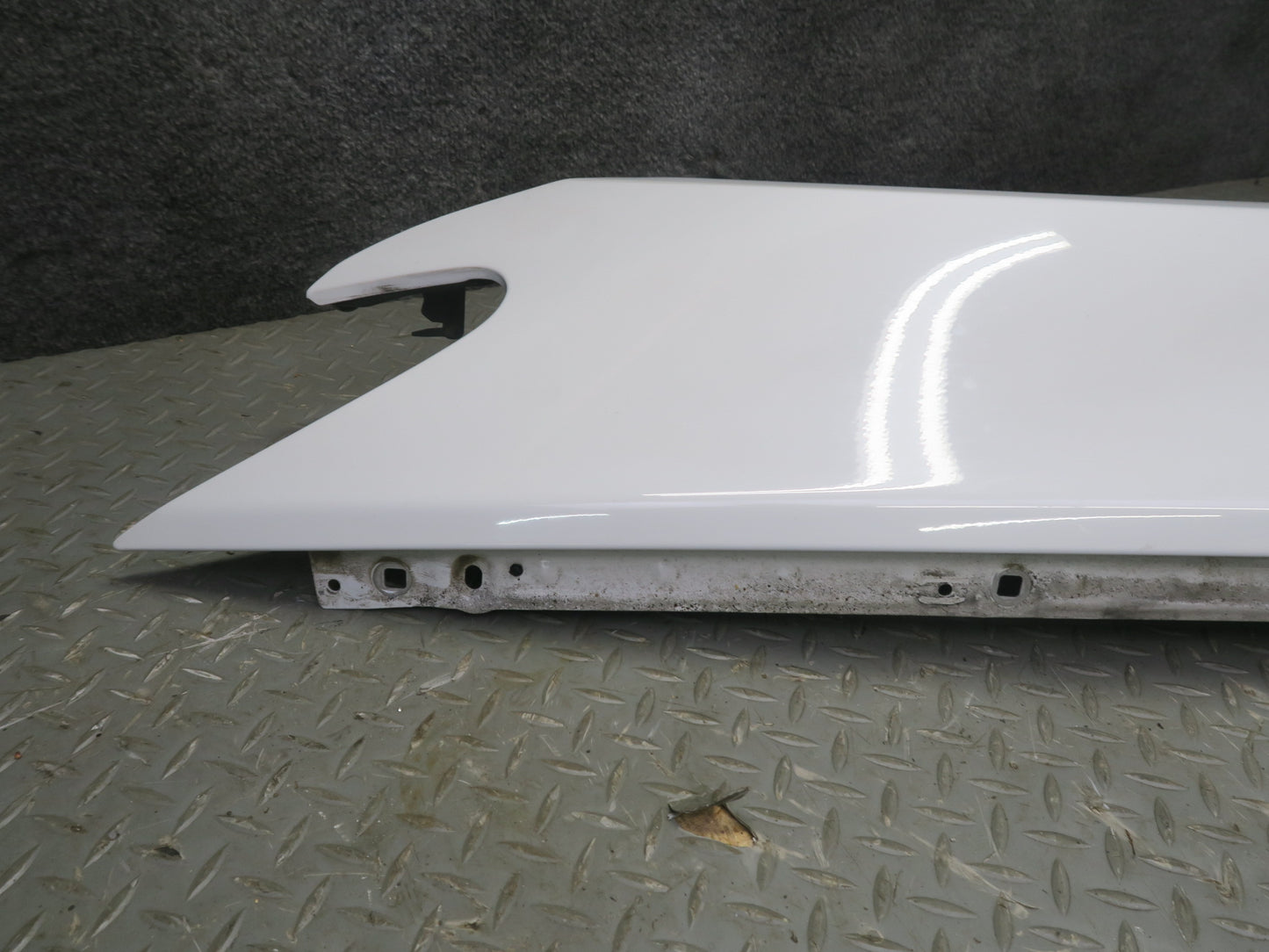 11-16 BMW F10 550iX Front Right Fender Shell Panel Cover Alpine White OEM