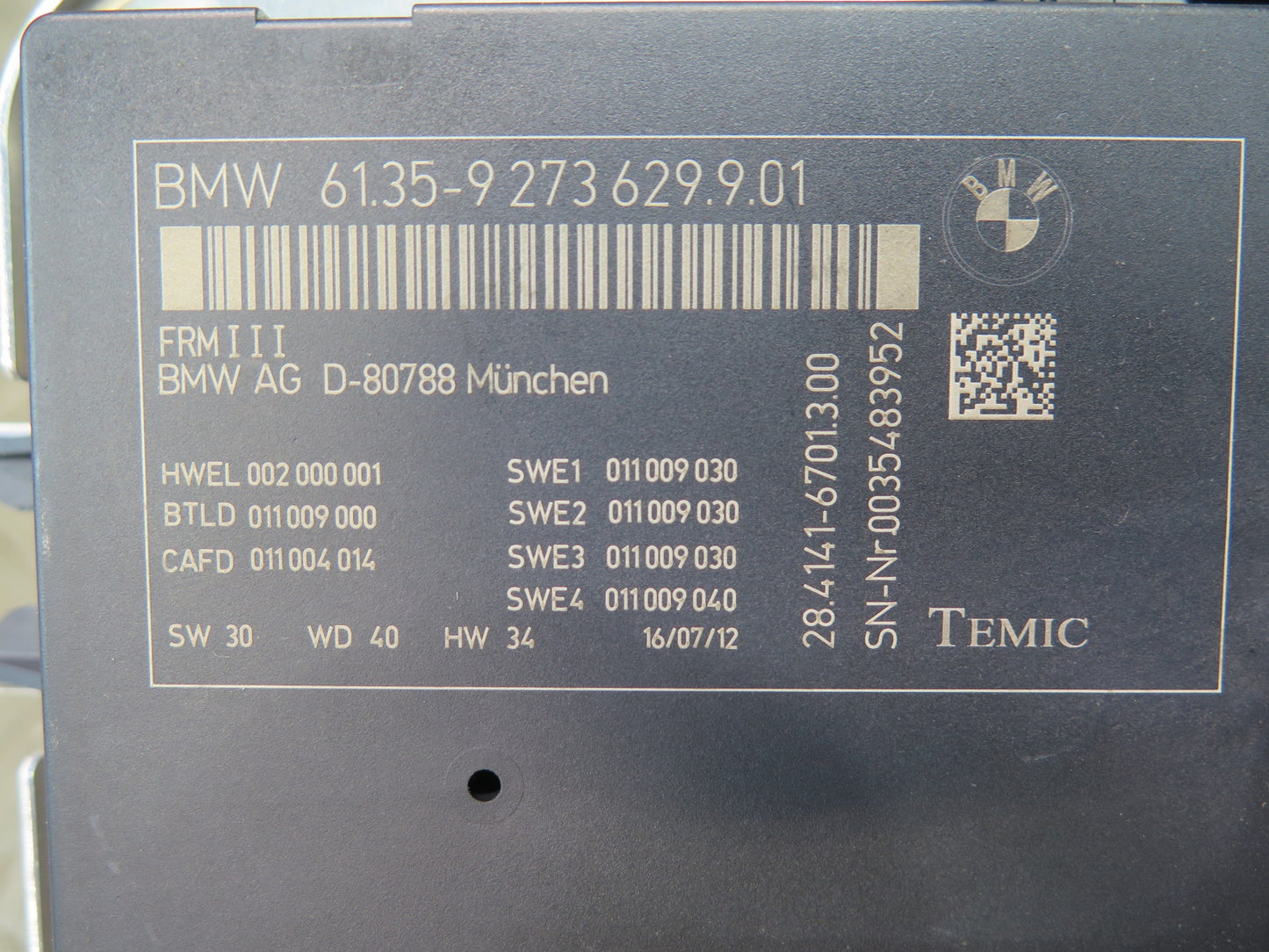 11-13 BMW F10 550iX FRM3 Footwell Light Control Module 9273629 OEM