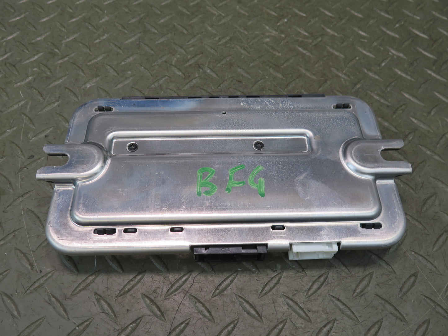11-13 BMW F10 550iX FRM3 Footwell Light Control Module 9273629 OEM