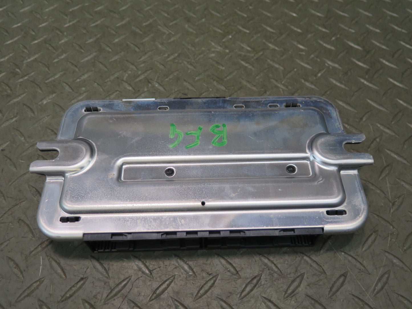 11-13 BMW F10 550iX FRM3 Footwell Light Control Module 9273629 OEM