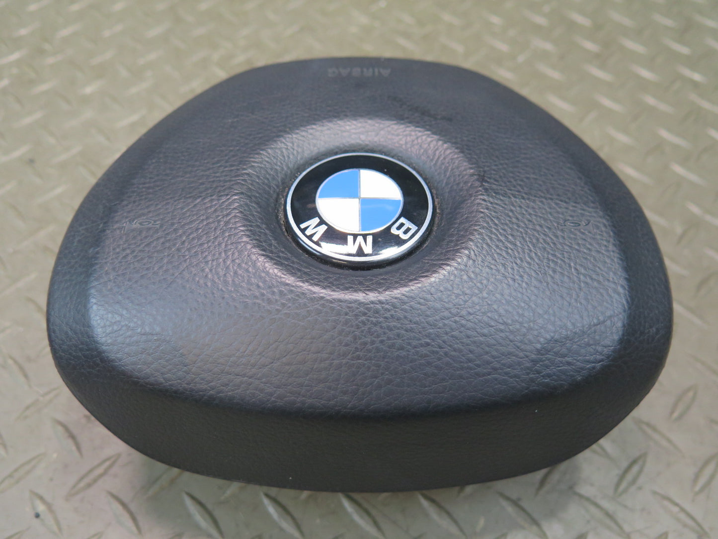 11-16 BMW F10 5-SERIES FRONT LEFT DRIVER SIDE STEERING WHEEL SRS AIRBAG OEM