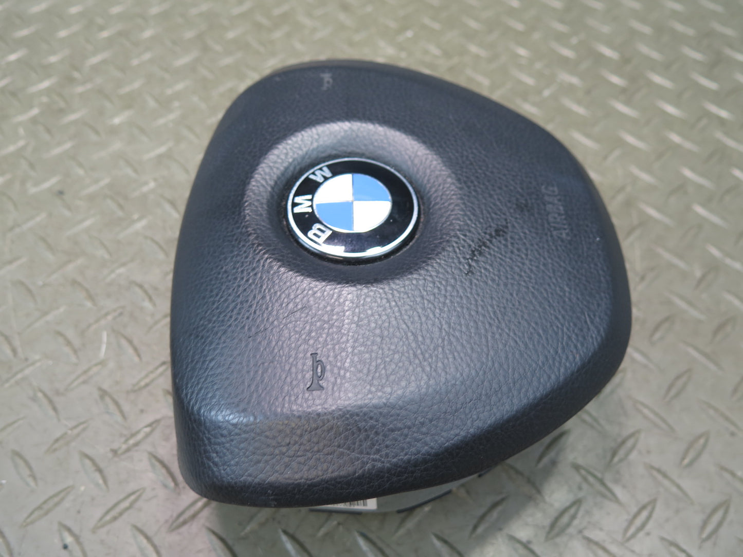 11-16 BMW F10 5-SERIES FRONT LEFT DRIVER SIDE STEERING WHEEL SRS AIRBAG OEM