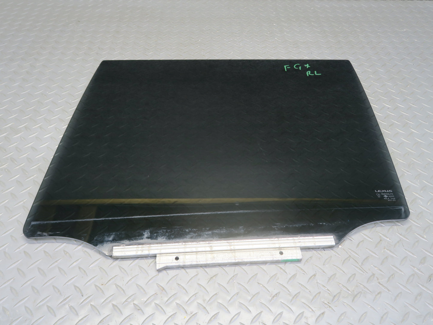 2003-2009 Lexus UZJ120L GX470 Rear Left Door Glass Window