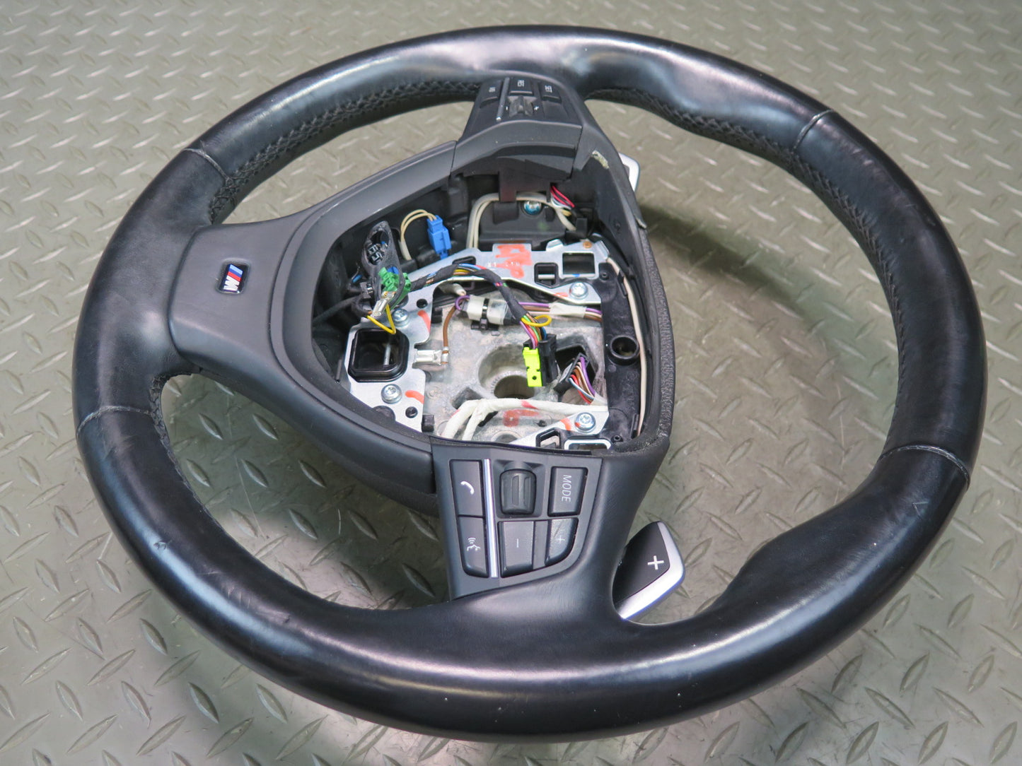 11-13 BMW F10 550i M-sport Heated Leather Steering w Controls & Paddles OEM
