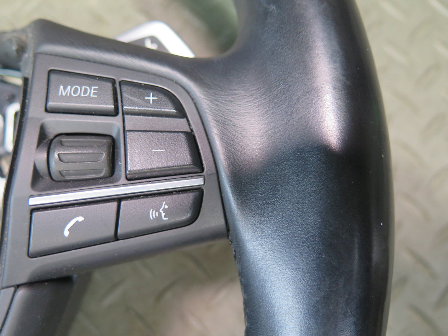 11-13 BMW F10 550i M-sport Heated Leather Steering w Controls & Paddles OEM