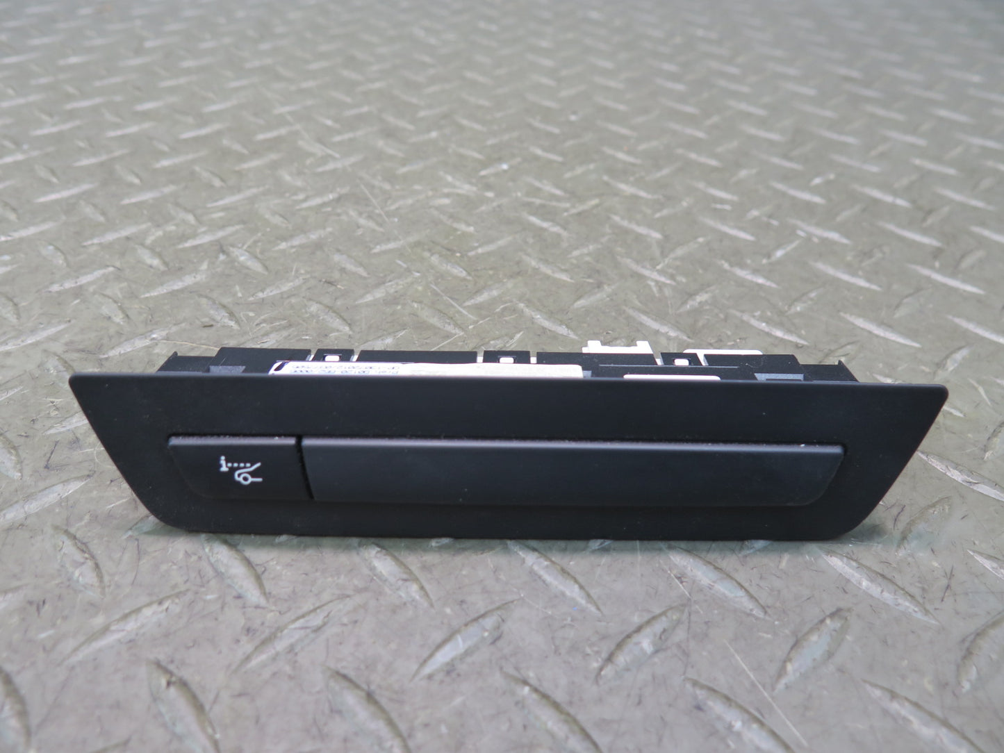 11-16 BMW F07 F10 550iX Driver Assistance Control Switch 9220050 OEM
