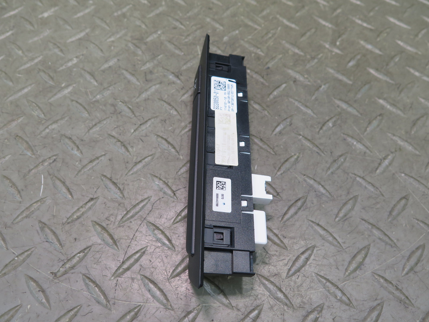 11-16 BMW F07 F10 550iX Driver Assistance Control Switch 9220050 OEM