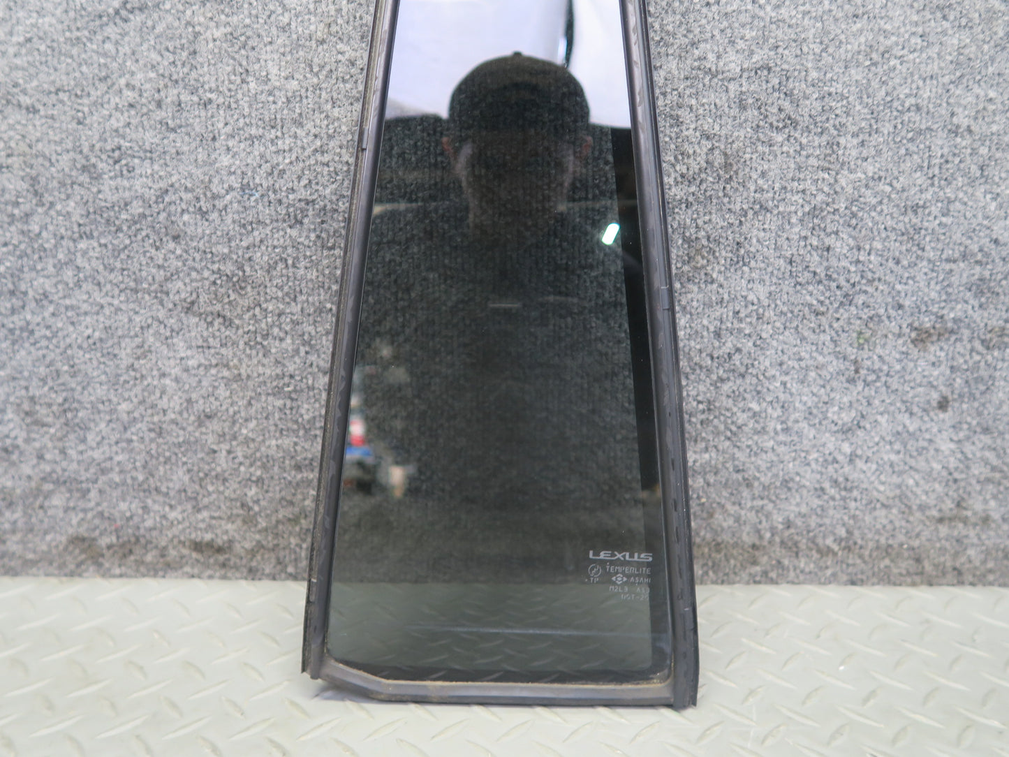 2003-2009 Lexus UZJ120L GX470 Rear Left Door Fixed Glass Window