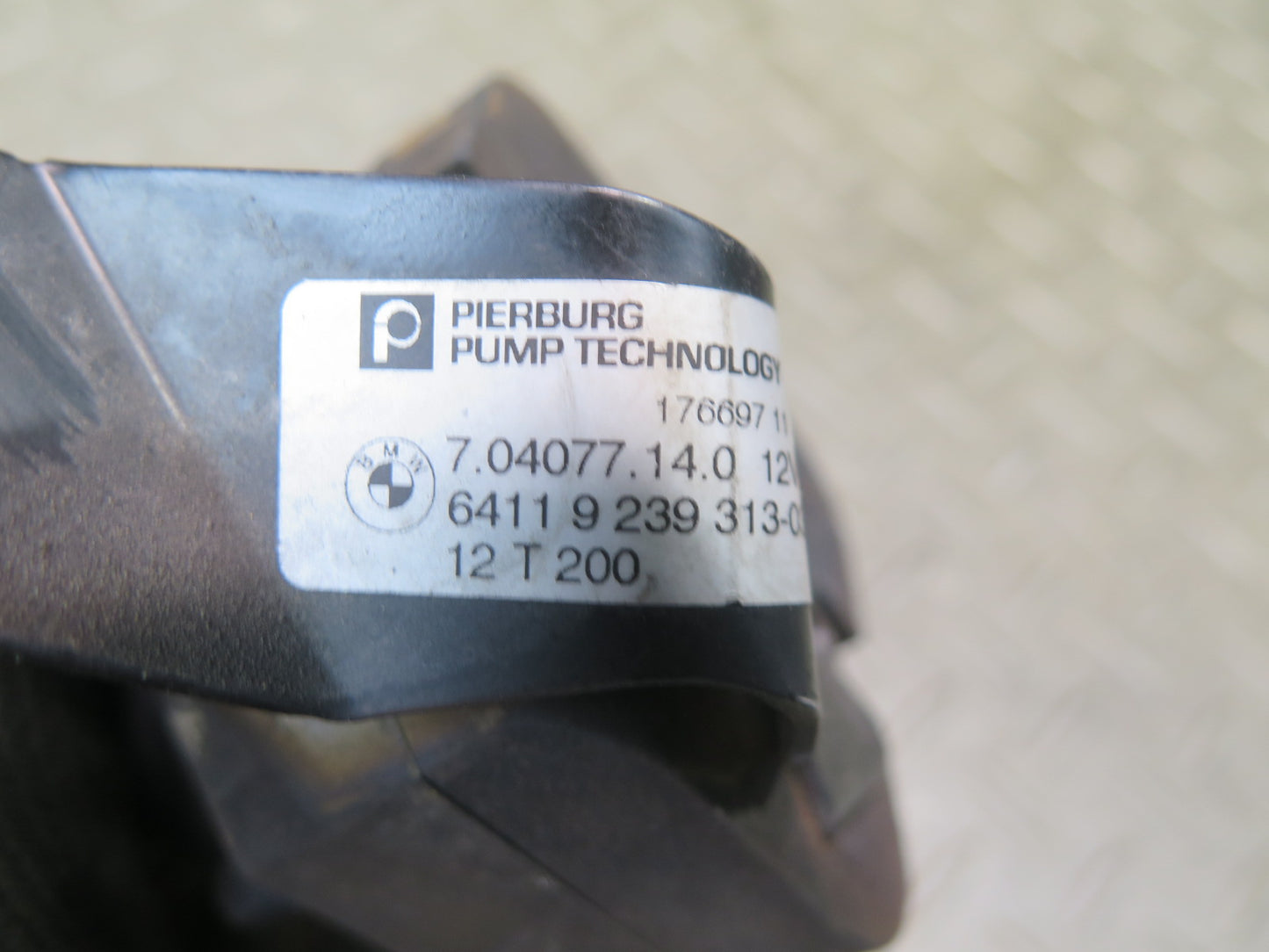 11-16 BMW F10 550iX N63 Electric Auxiliary AUX Coolant Water Pump 9239313 OEM