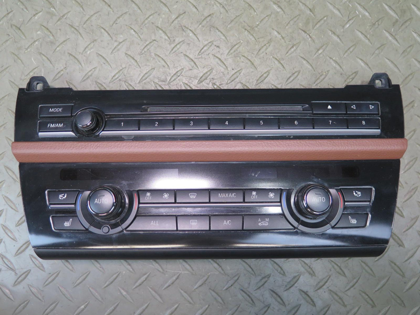 11-16 BMW F10 550iX Radio CD Player A/C Heater Climate Control Switch Panel OEM