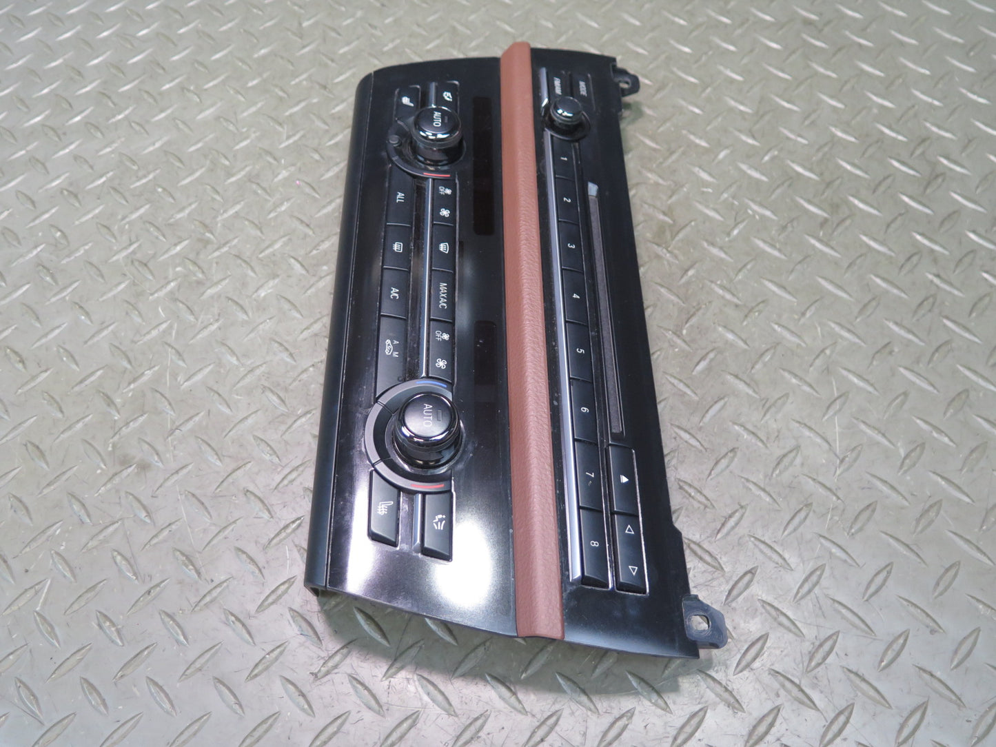 11-16 BMW F10 550iX Radio CD Player A/C Heater Climate Control Switch Panel OEM