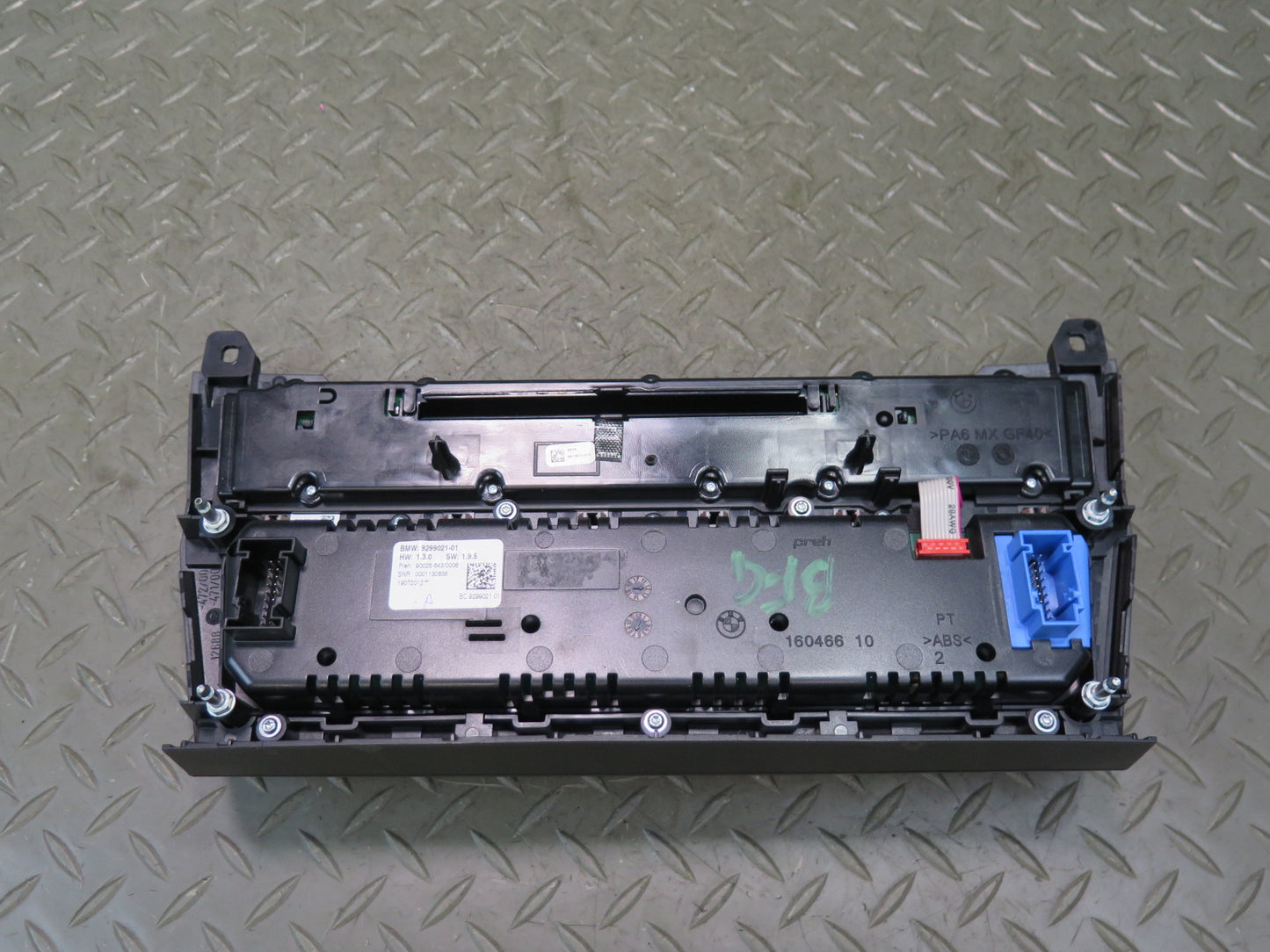 11-16 BMW F10 550iX Radio CD Player A/C Heater Climate Control Switch Panel OEM