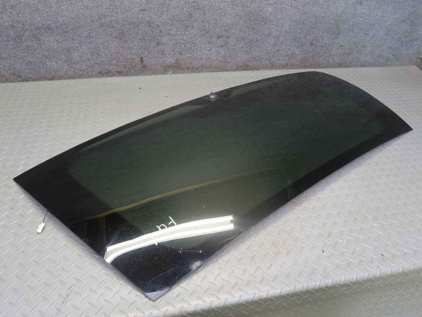 2003-2009 Lexus UZJ120L GX470 Rear Trunk Lid Tailgate Heated Glass Window
