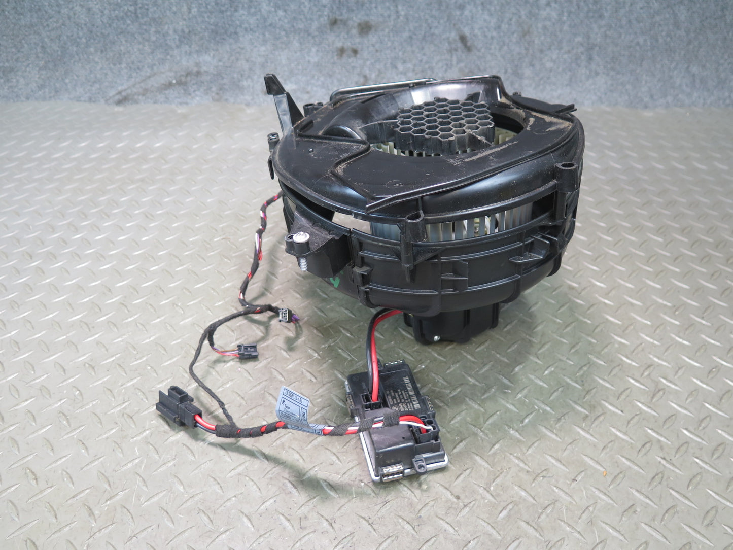 11-16 BMW F10 550iX A/C Heater Blower Motor Fan w Resistor OEM