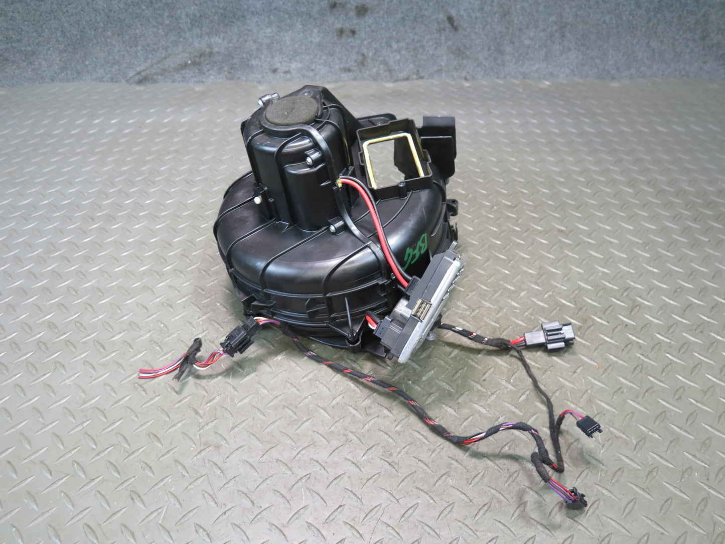 11-16 BMW F10 550iX A/C Heater Blower Motor Fan w Resistor OEM