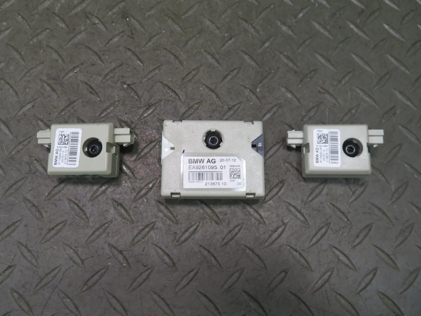 11-16 BMW F10 550iX Set of 3 Antenna Trap Circuit Power Module OEM