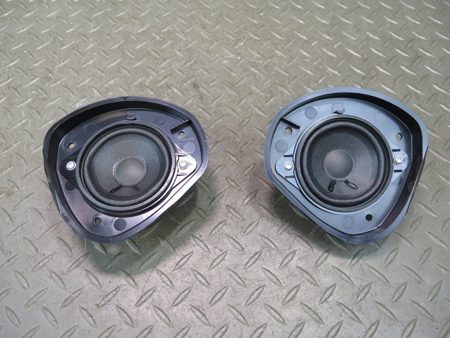 2003-2010 Porsche Cayenne 955 Front Left & Right Door Bose Speaker Set of 2