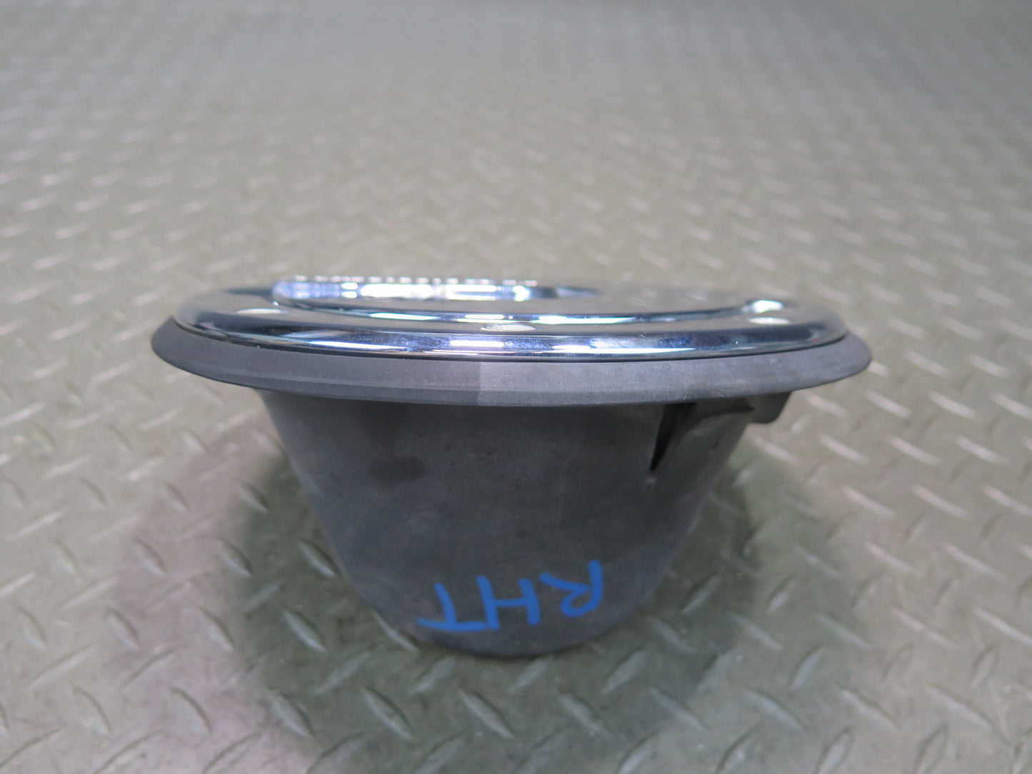 2003-2007 Hummer H2 Fuel Door Lid Chrome Cover W/ Housing