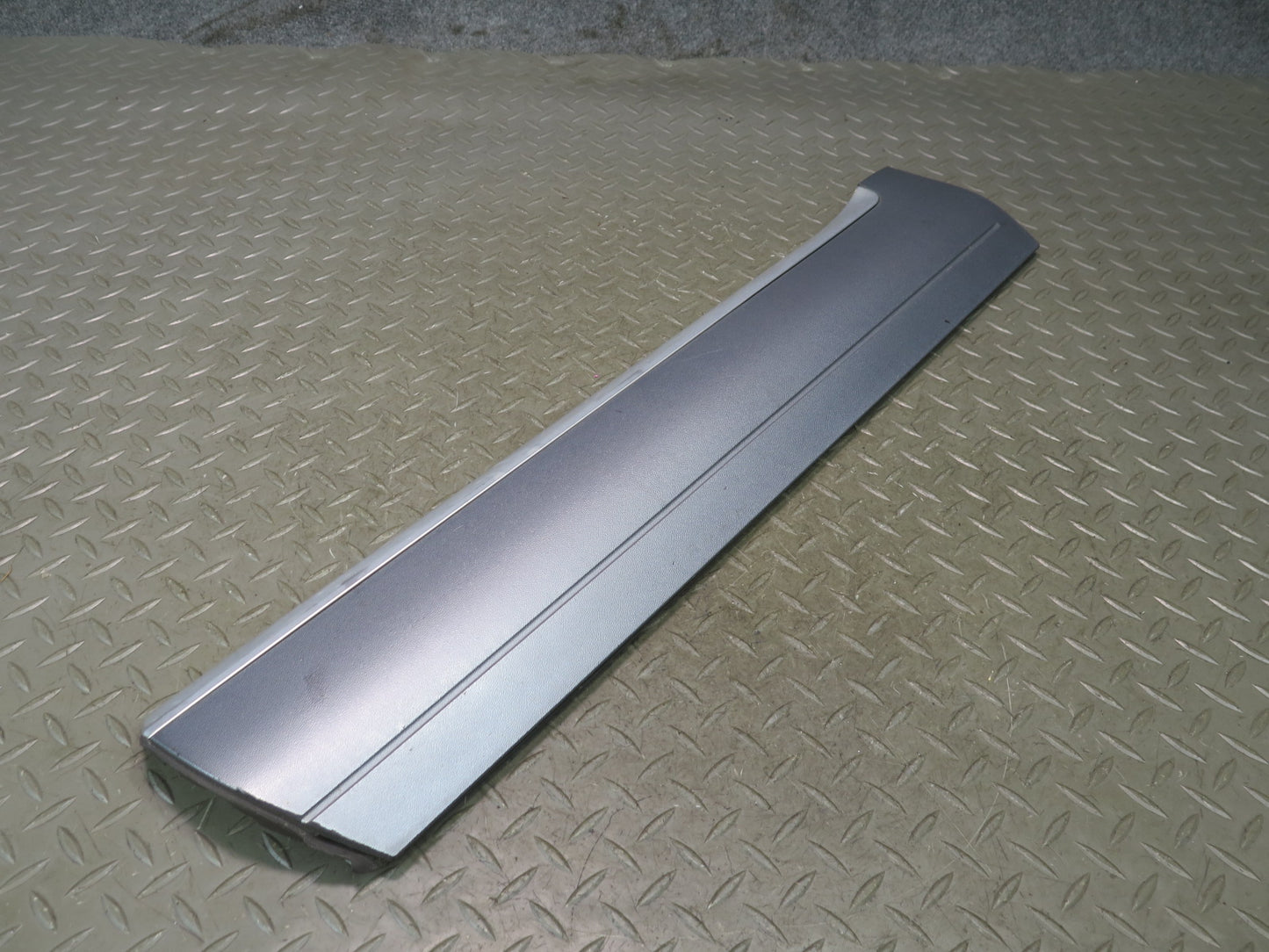 2003-2010 Porsche Cayenne 955 Rear Left Door Lower Trim Molding