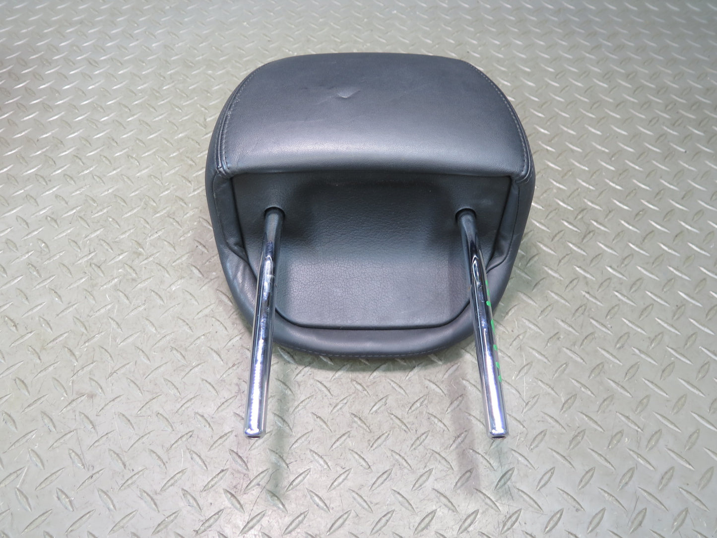 2003-2004 Porsche Cayenne 955 Front Left & Right Seat Leather Headrest Set of 2