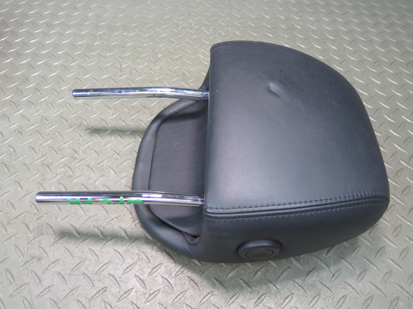 2003-2004 Porsche Cayenne 955 Front Left & Right Seat Leather Headrest Set of 2
