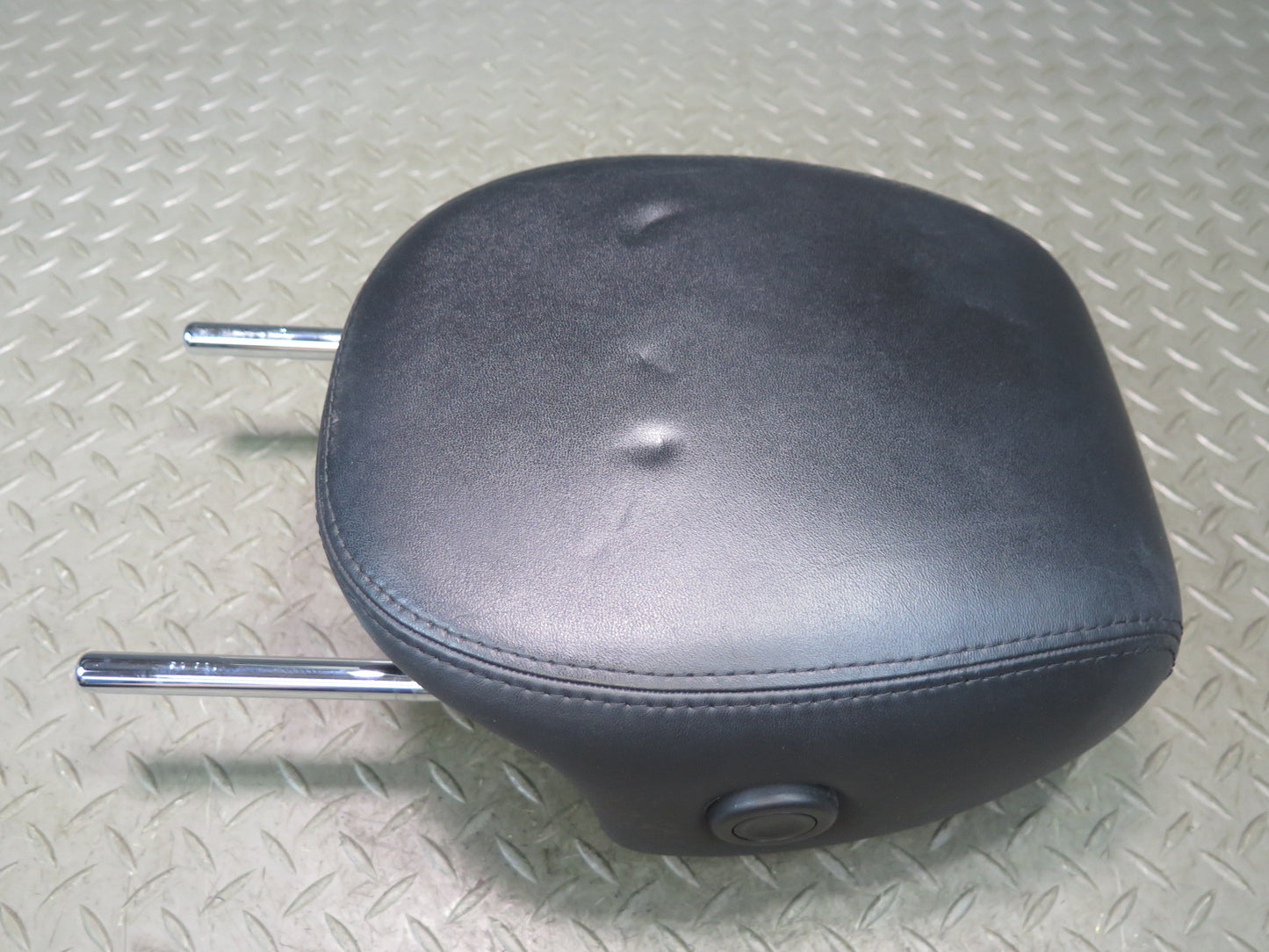 2003-2004 Porsche Cayenne 955 Front Left & Right Seat Leather Headrest Set of 2