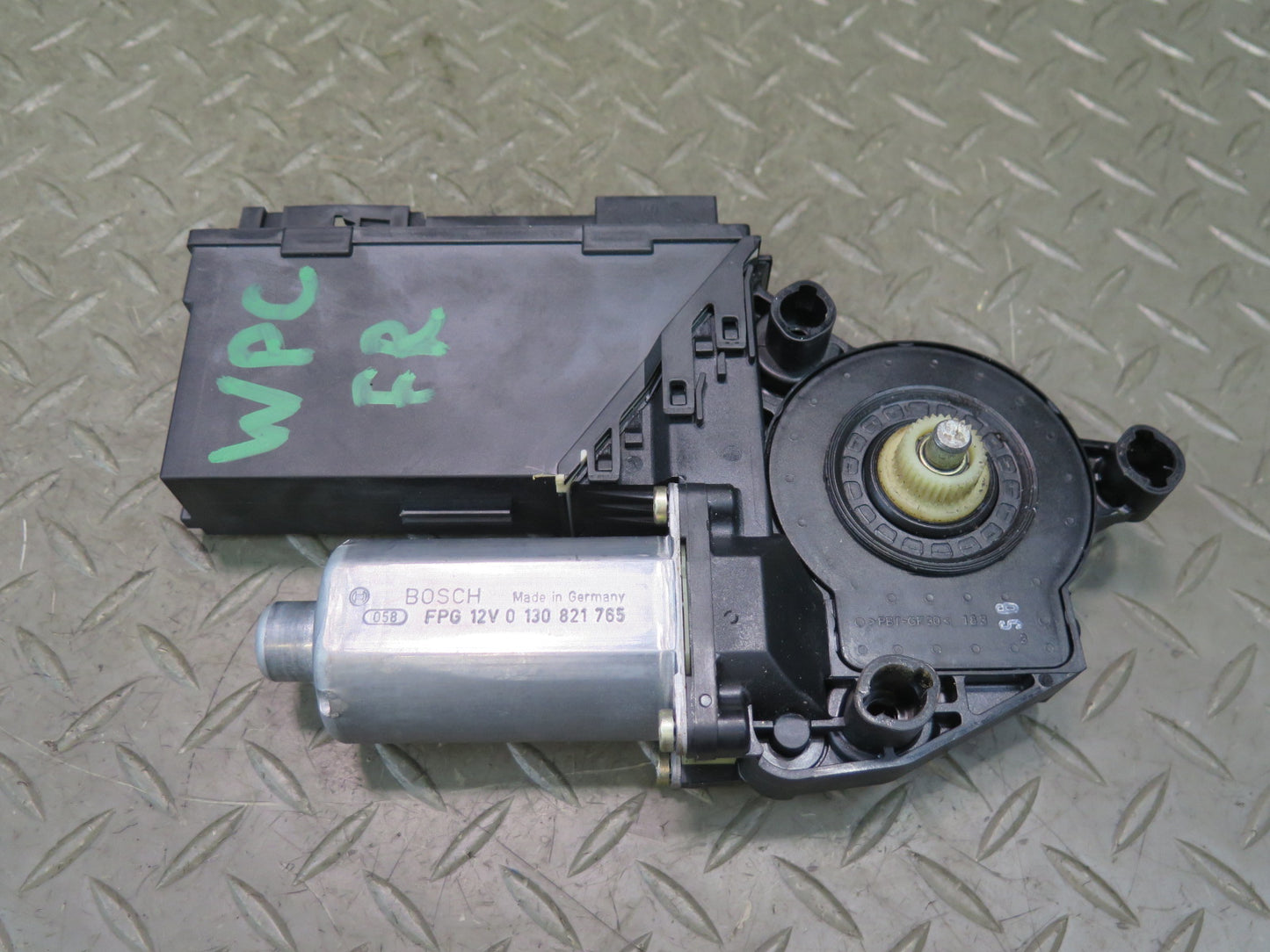 2003-2010 Porsche Cayenne 955 Front Right Door Window Regulator Motor 3D1959792A