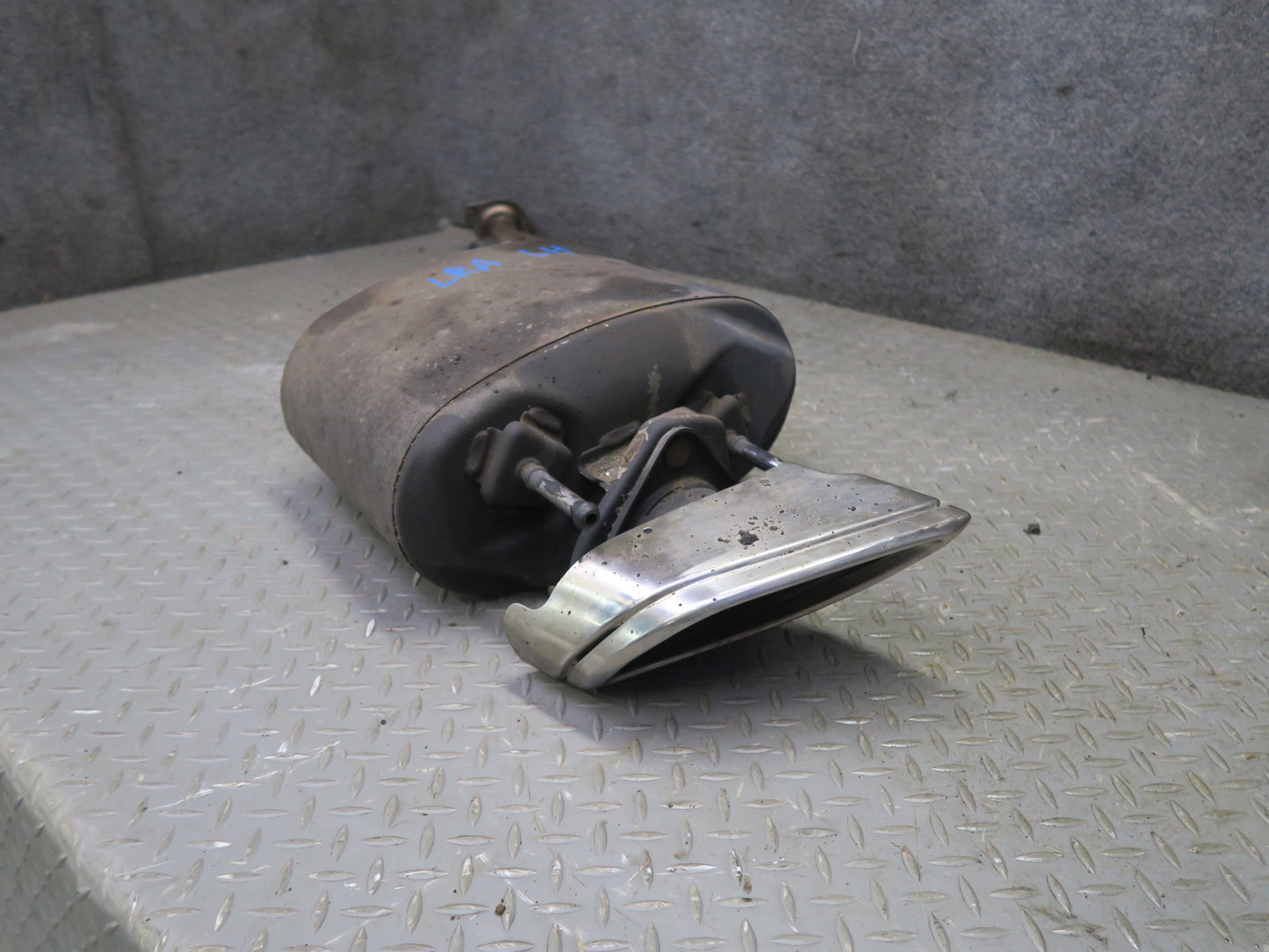 15-25 Lexus GSC16L RC300 3.5L AWD F-sport Set of 2 Rear Exhaust Muffler OEM