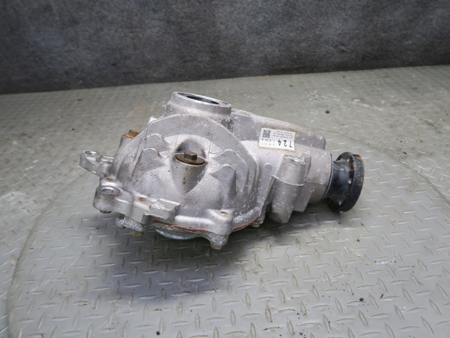 15-25 Lexus GSC16 RC300 3.5L AWD Front Axle Differential Carrier 3.769 Ratio OEM