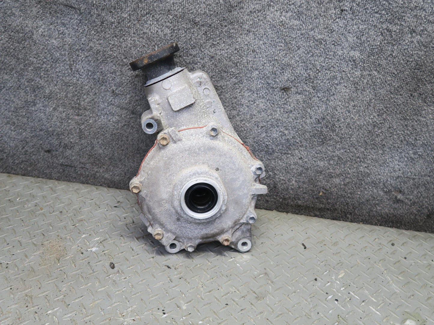 15-25 Lexus GSC16 RC300 3.5L AWD Front Axle Differential Carrier 3.769 Ratio OEM