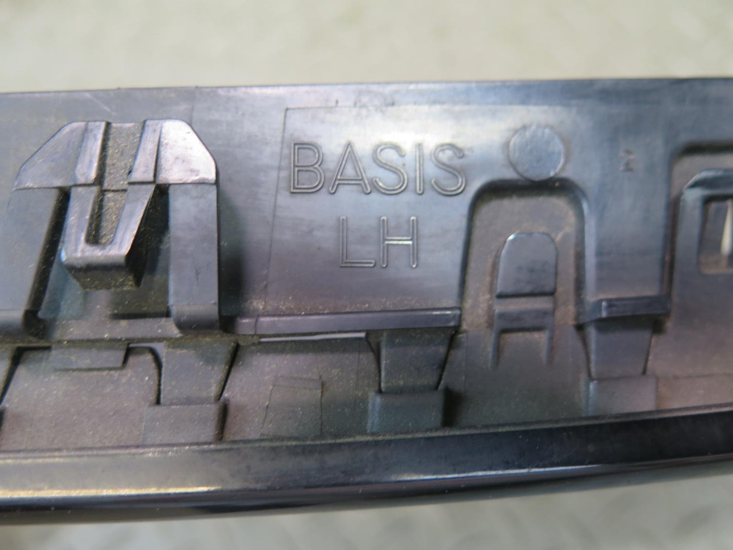 11-13 BMW F10 550iX Set of 2 Front Left & Right Bumper Kidney Grille OEM