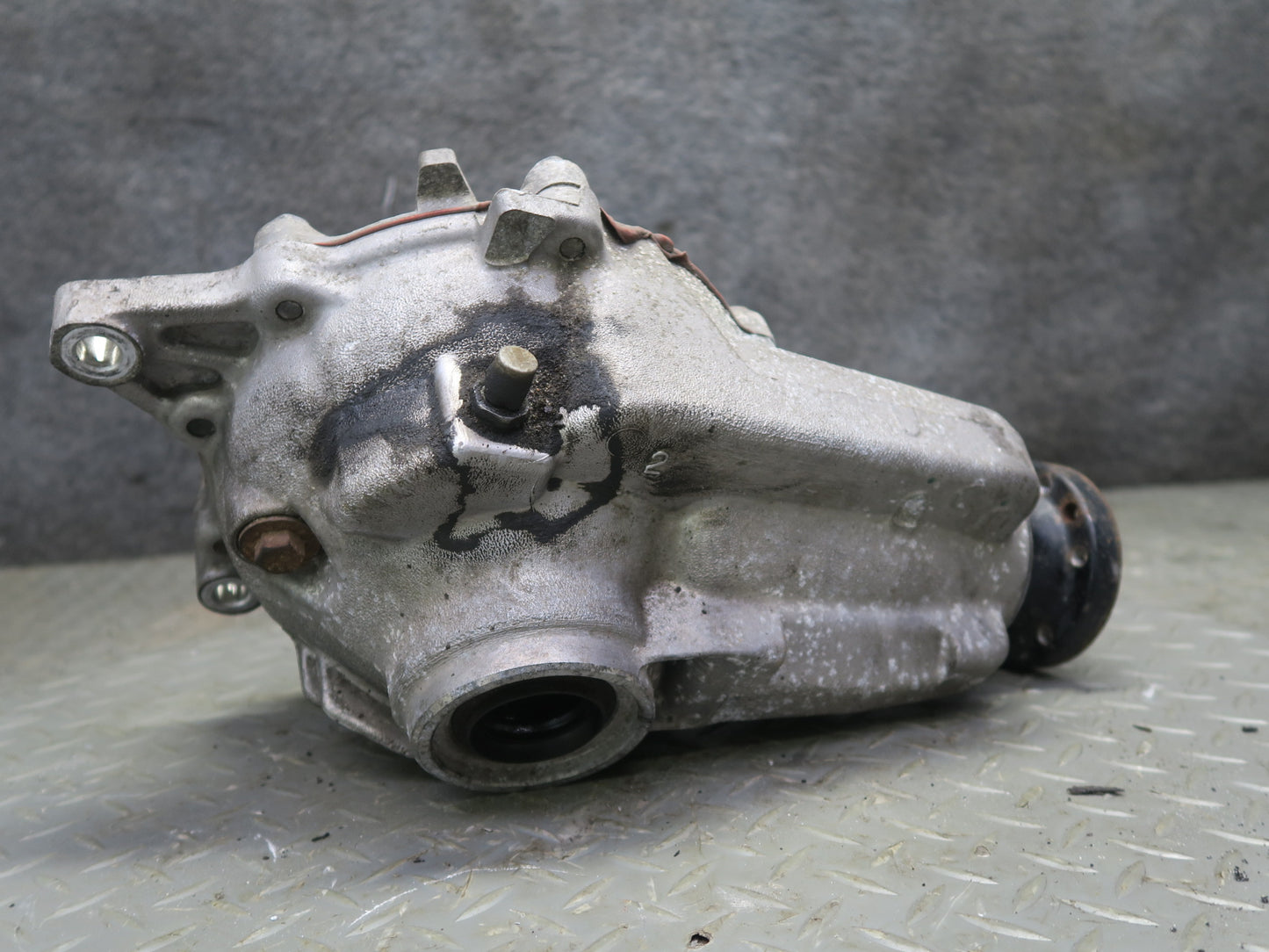 15-25 Lexus GSC16 RC300 3.5L AWD Front Axle Differential Carrier 3.769 Ratio OEM