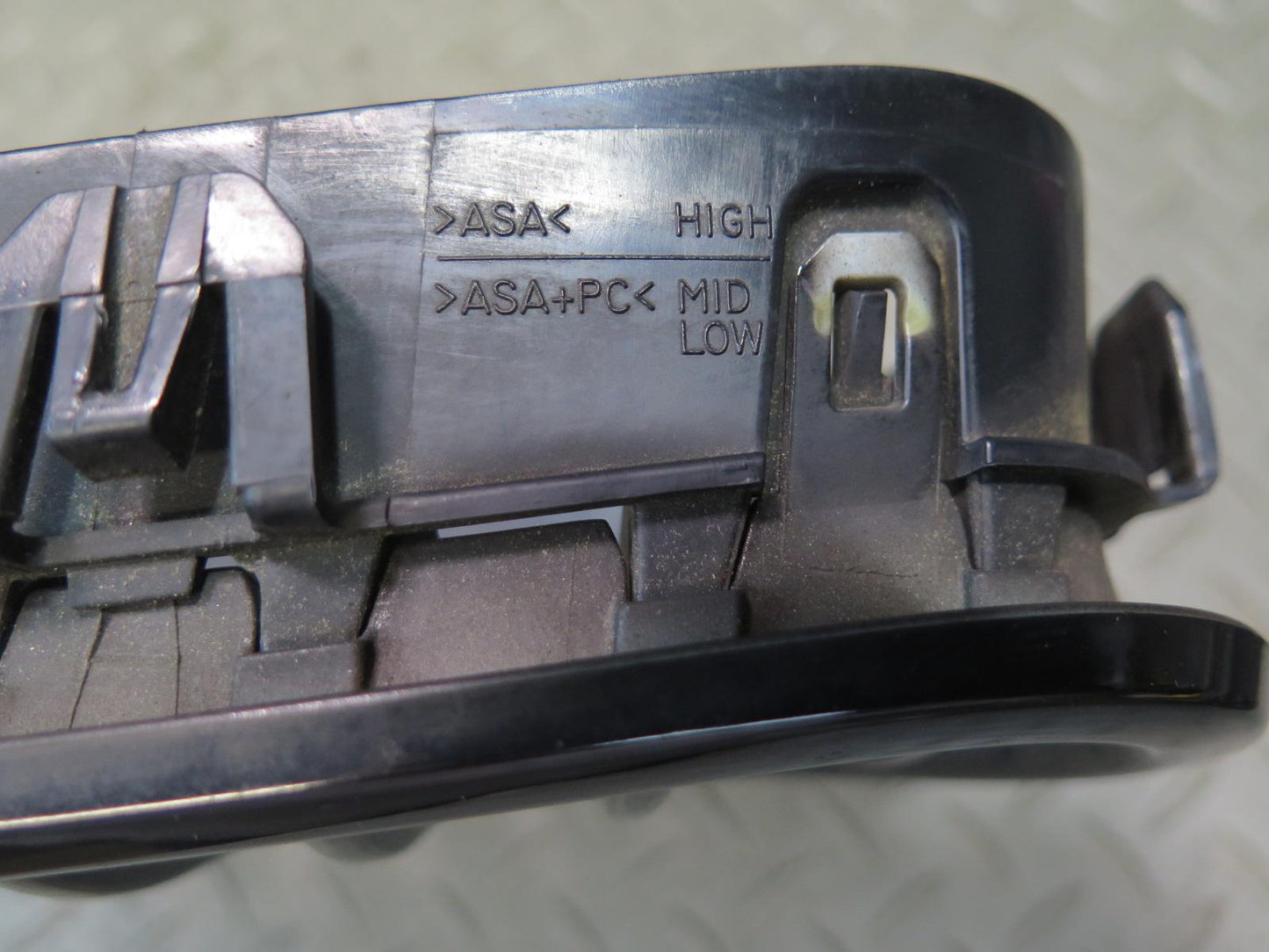 11-13 BMW F10 550iX Set of 2 Front Left & Right Bumper Kidney Grille OEM