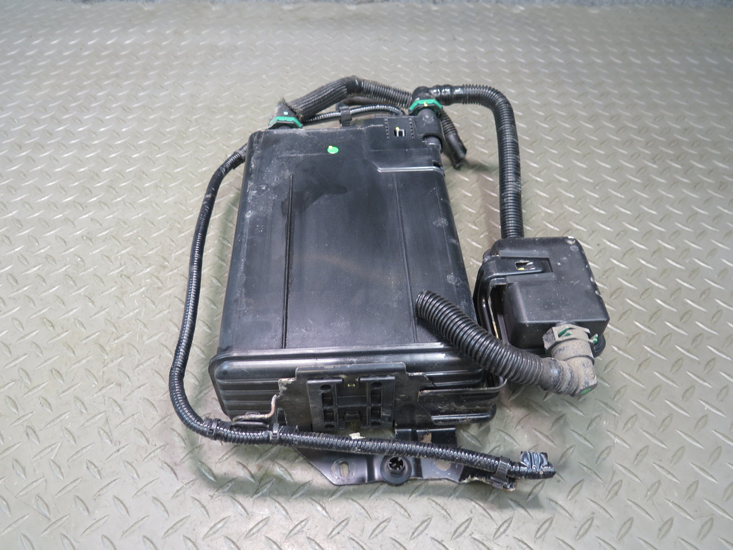 15-21 Lexus GSC16L RC350 RC300 3.5L Fuel Evap Vapor Charcoal Canister OEM