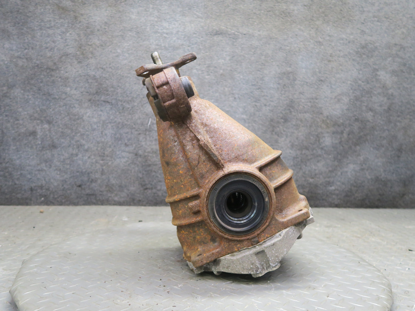 15-25 Lexus GSC16L RC300 3.5L AWD Rear Axle Differential Carrier 3.769 Ratio OEM