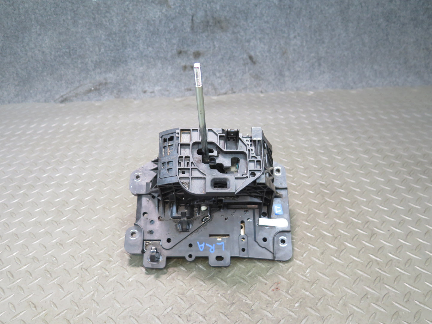 15-24 Lexus GSC16L RC350 RC300 AWD A/T Automatic Transmission Gear Shifter OEM