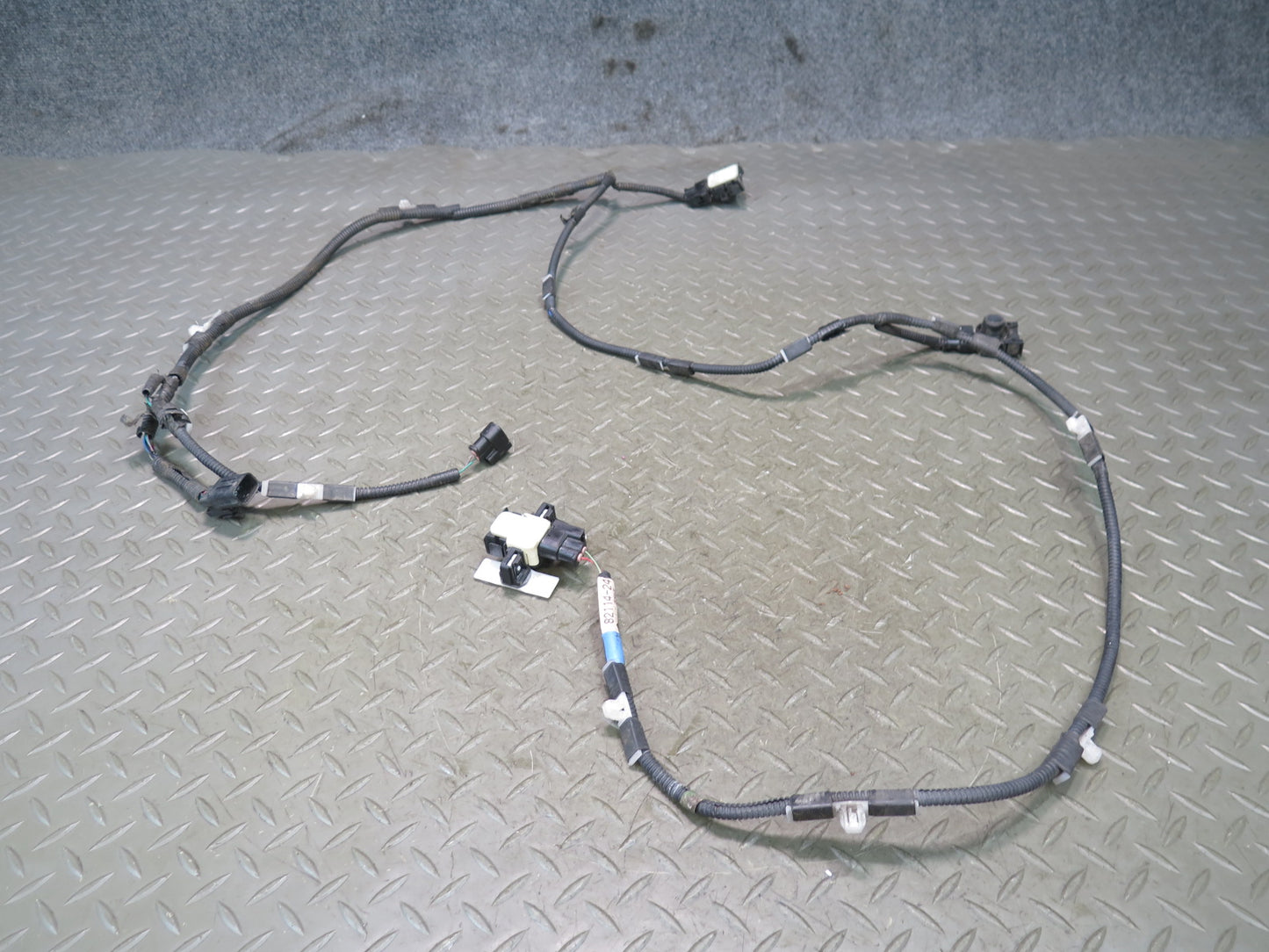 15-18 Lexus GSC16L RC300 Front Bumper PDC Parking Distance Wiring w Sensors OEM
