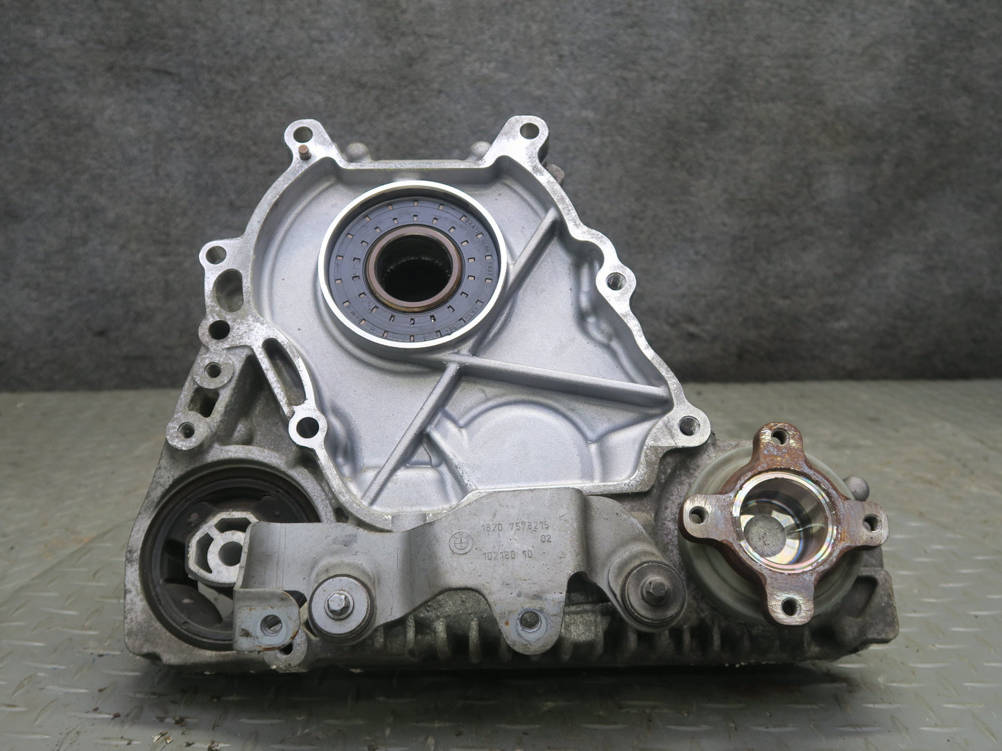 11-13 BMW F07 F10 550iX AWD ATC35L Transfer Case Box w Motor 87k Miles OEM