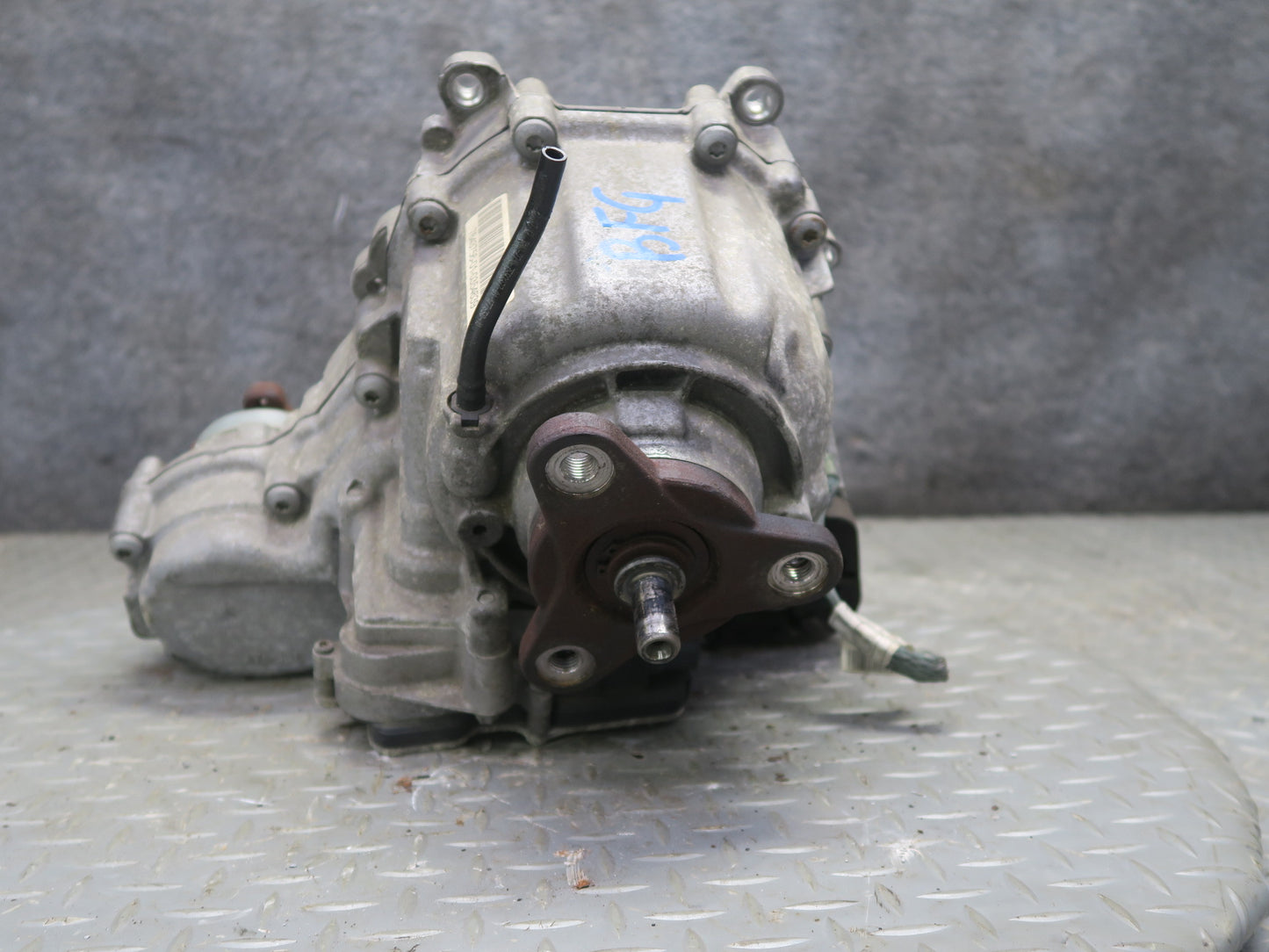 11-13 BMW F07 F10 550iX AWD ATC35L Transfer Case Box w Motor 87k Miles OEM