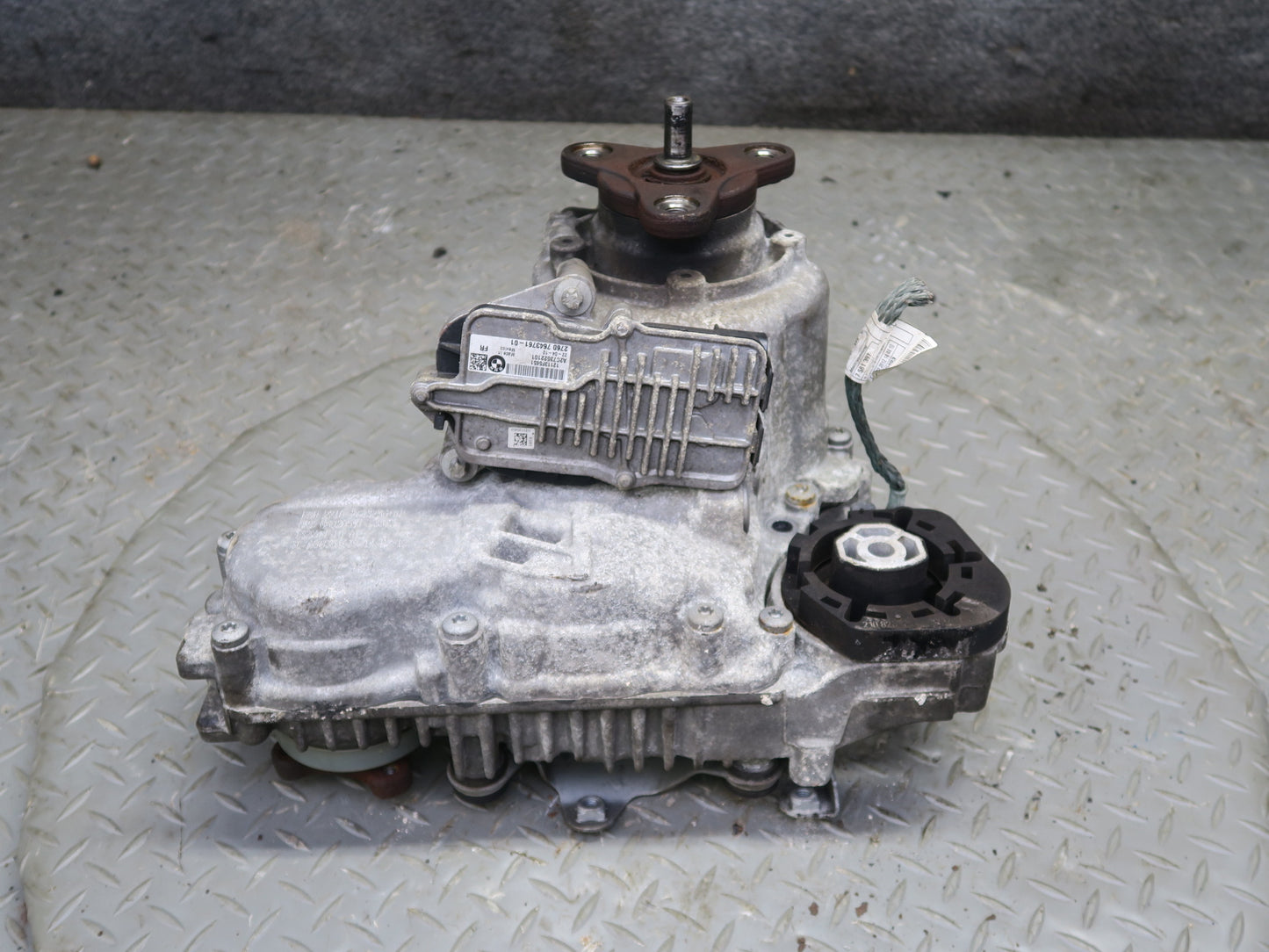 11-13 BMW F07 F10 550iX AWD ATC35L Transfer Case Box w Motor 87k Miles OEM