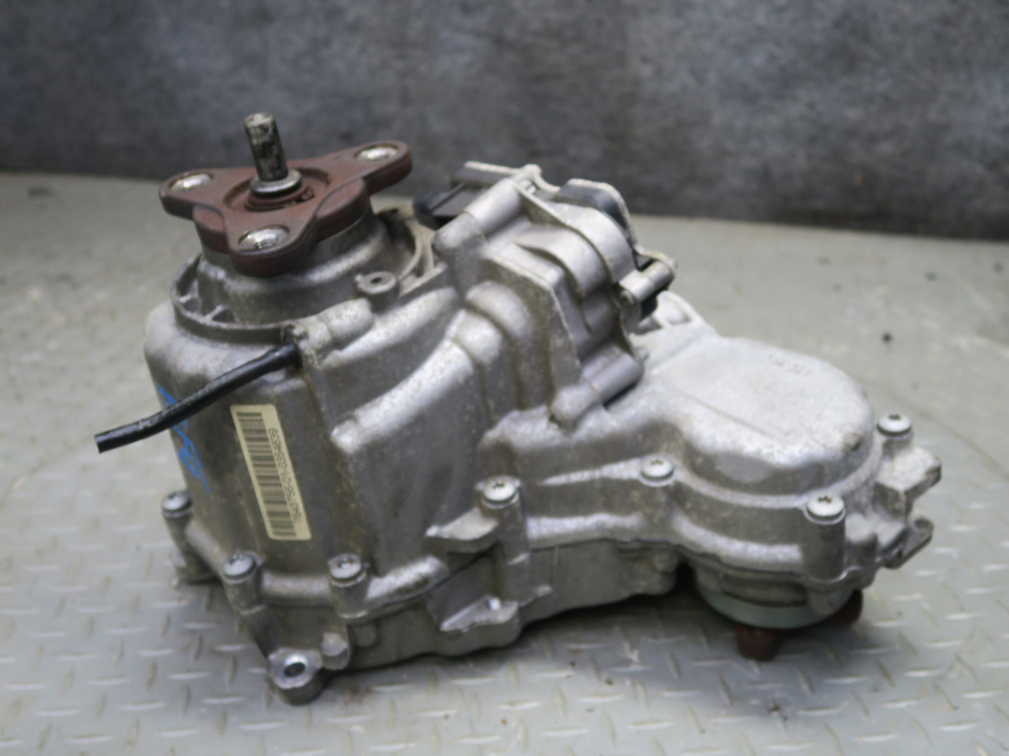 11-13 BMW F07 F10 550iX AWD ATC35L Transfer Case Box w Motor 87k Miles OEM