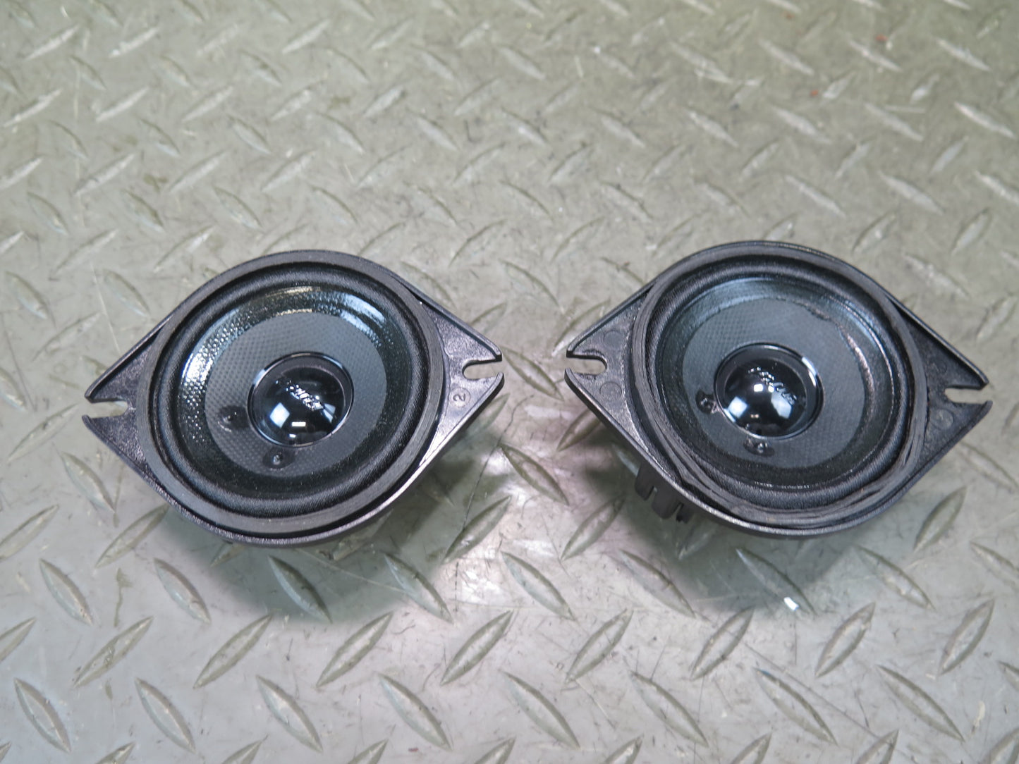 2003-2010 Porsche Cayenne 955 Front Left & Right Door Bose Speaker Set of 2