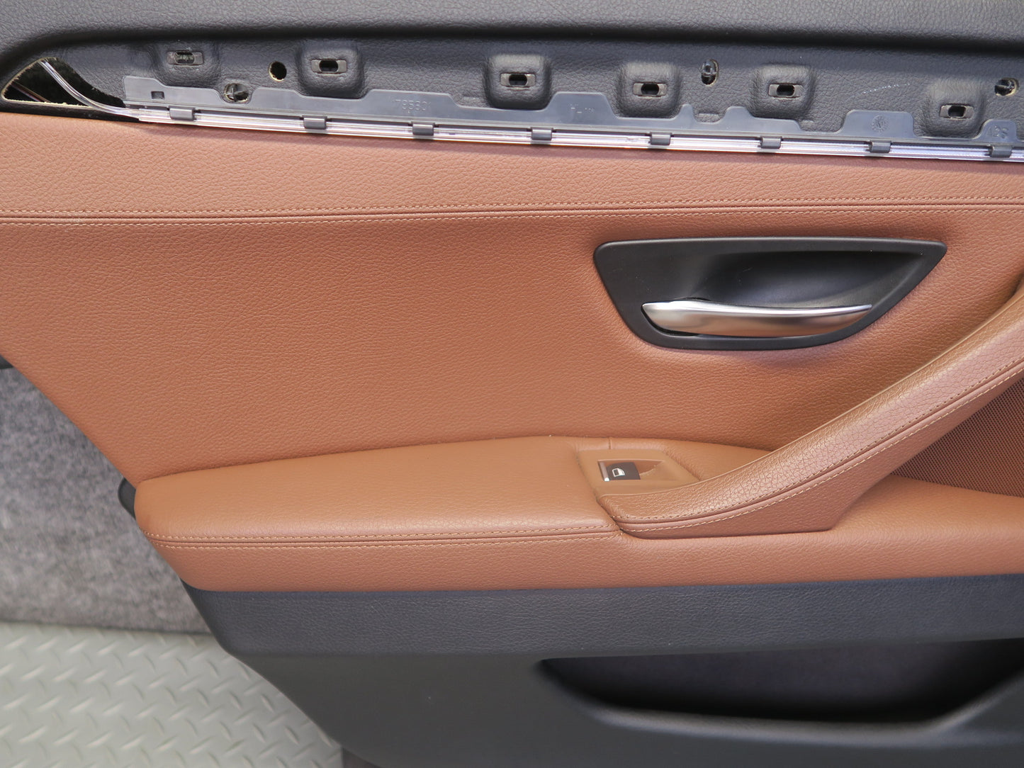 11-16 BMW F10 550i Set of 2 Rear Left & Right Door Interior Trim Panel Cover OEM