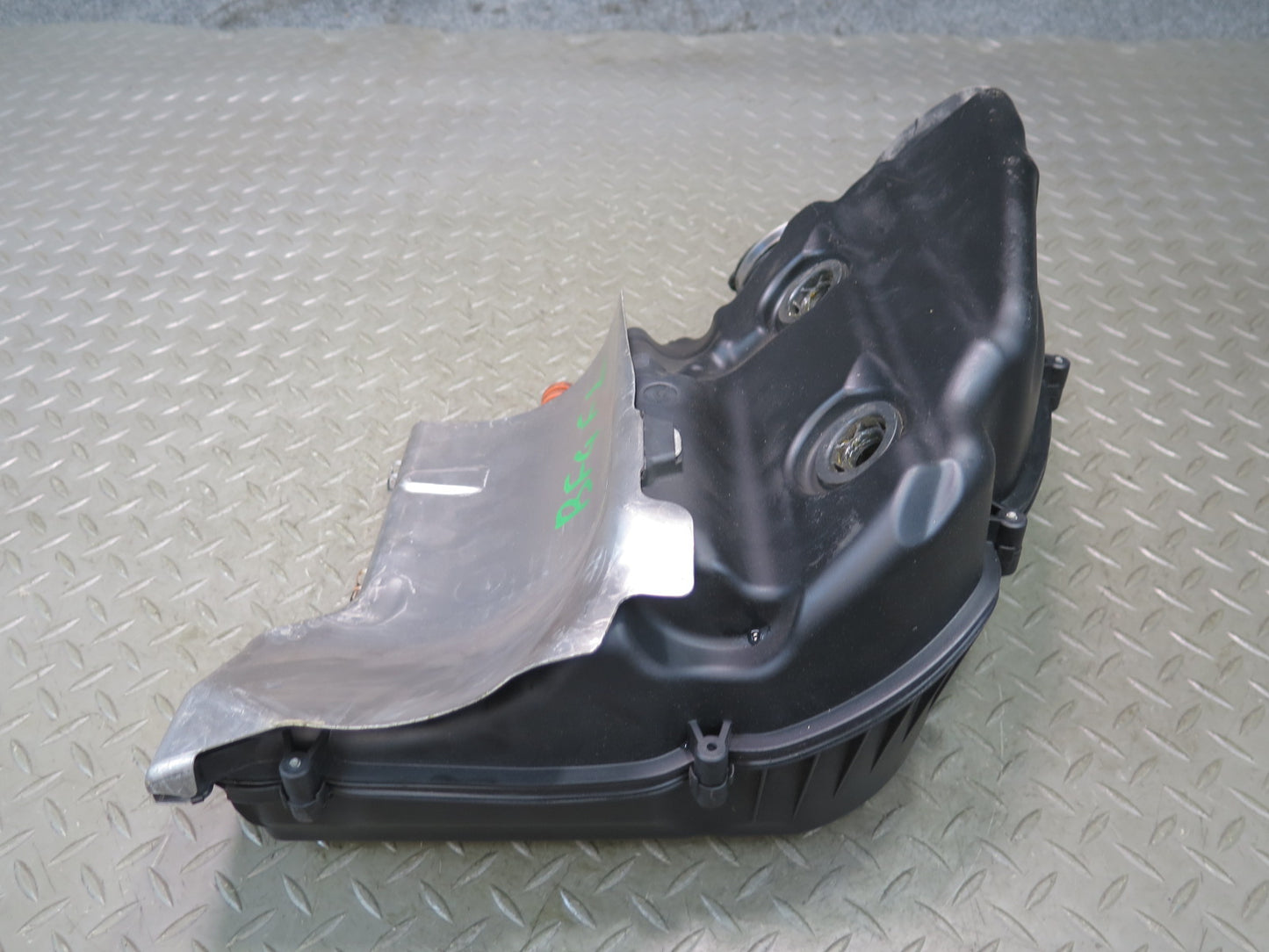 11-13 BMW F12 F10 550i N63 Left Air Intake Cleaner Filter Box w MAF Sensor OEM