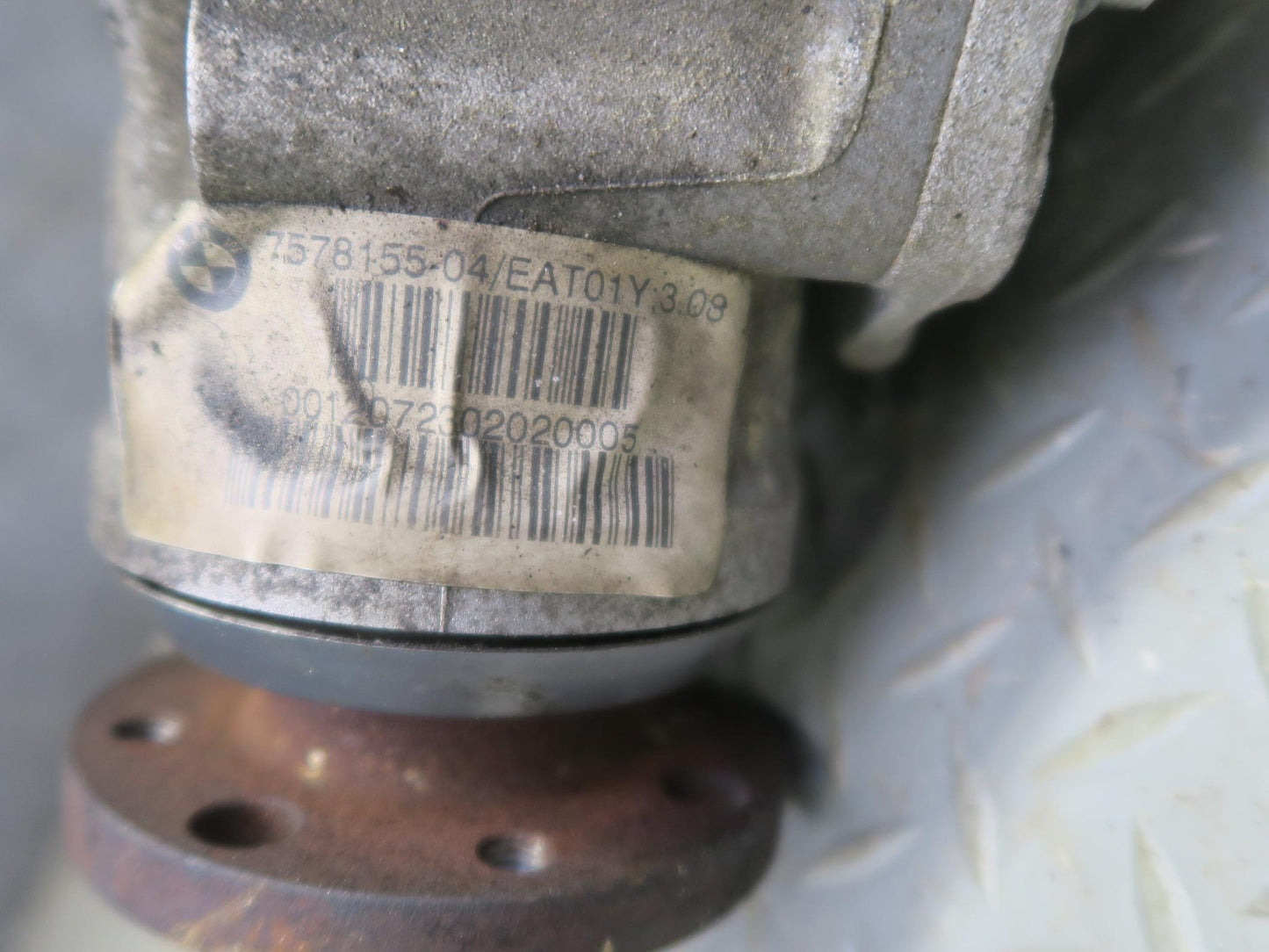11-13 BMW F10 550iX AWD Front Differential Carrier 3.08 Ratio 7578155 OEM