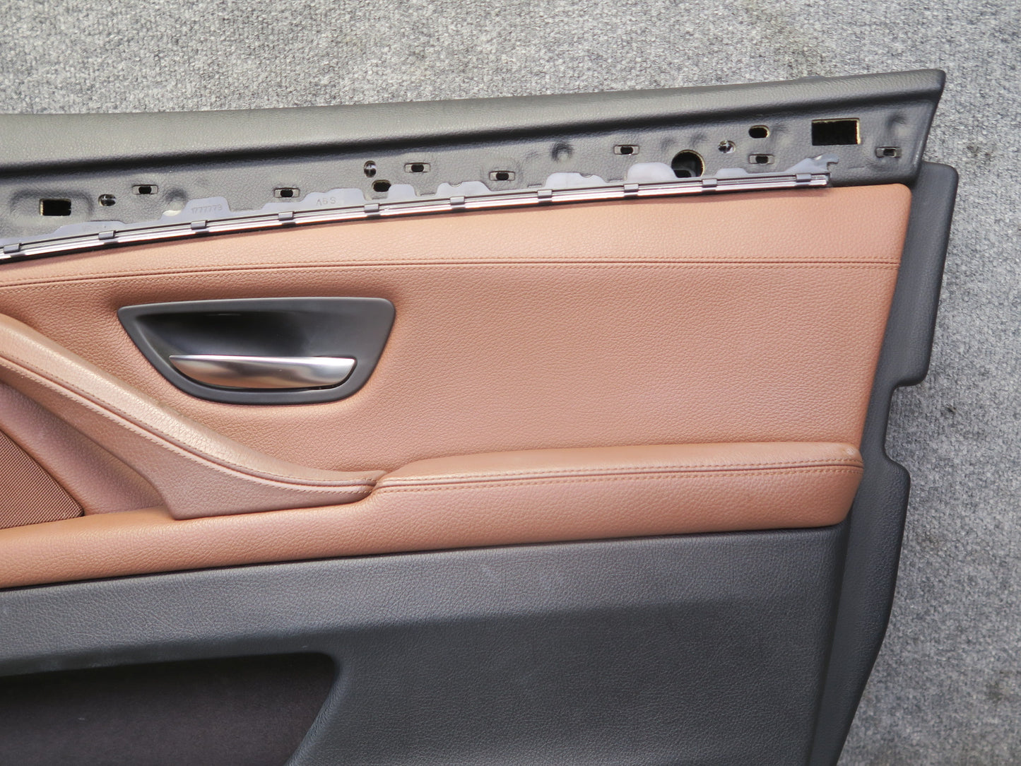 11-16 BMW F10 550i 528i 535i Front Right Door Interior Trim Panel Cover OEM