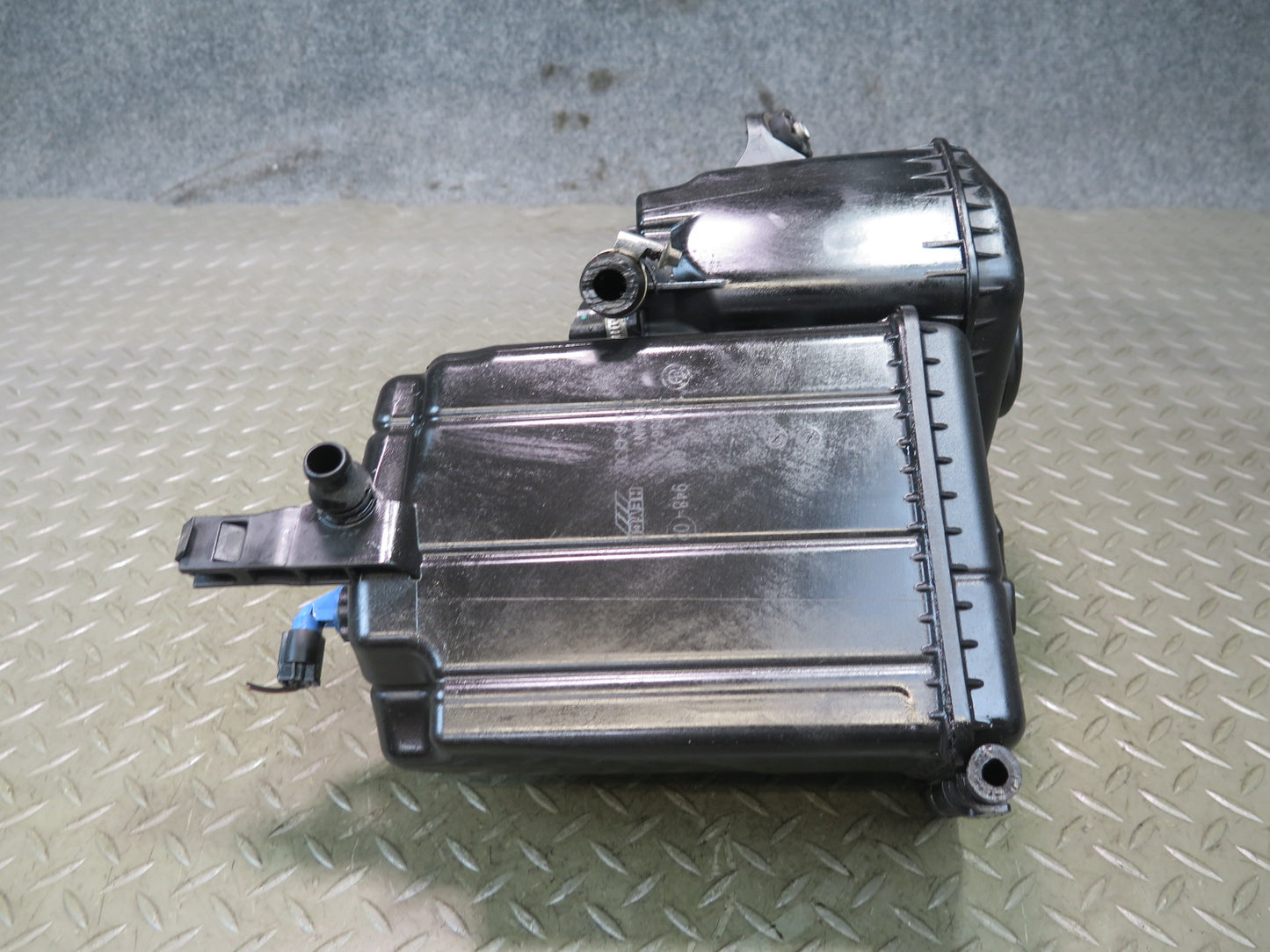11-16 BMW F07 F10 550iX N63 Engine Coolant Expansion Overflow Reservoir Tank OEM